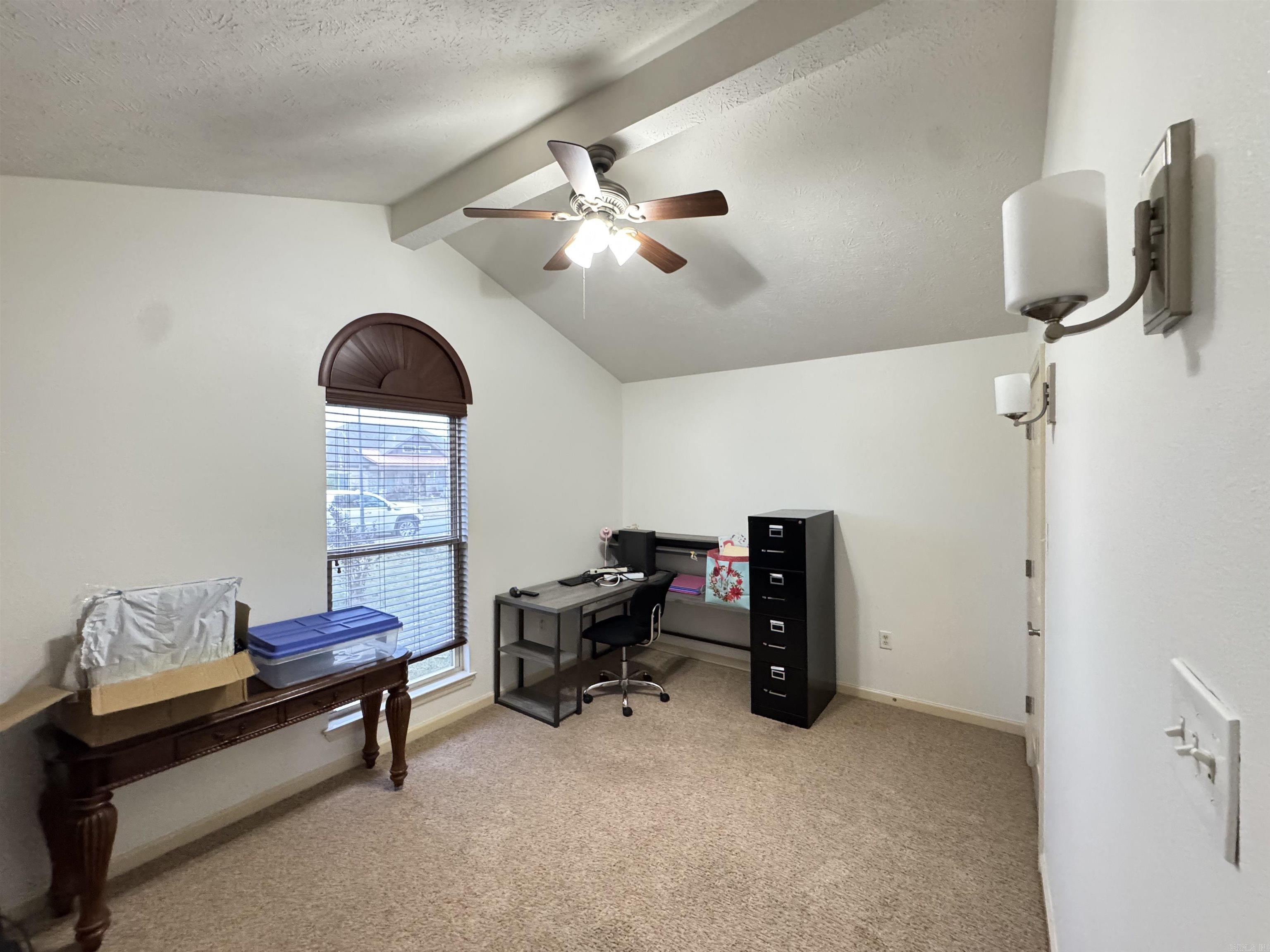 DOVE CREEK - Residential