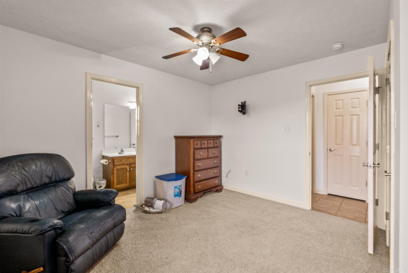 DOVE CREEK - Residential