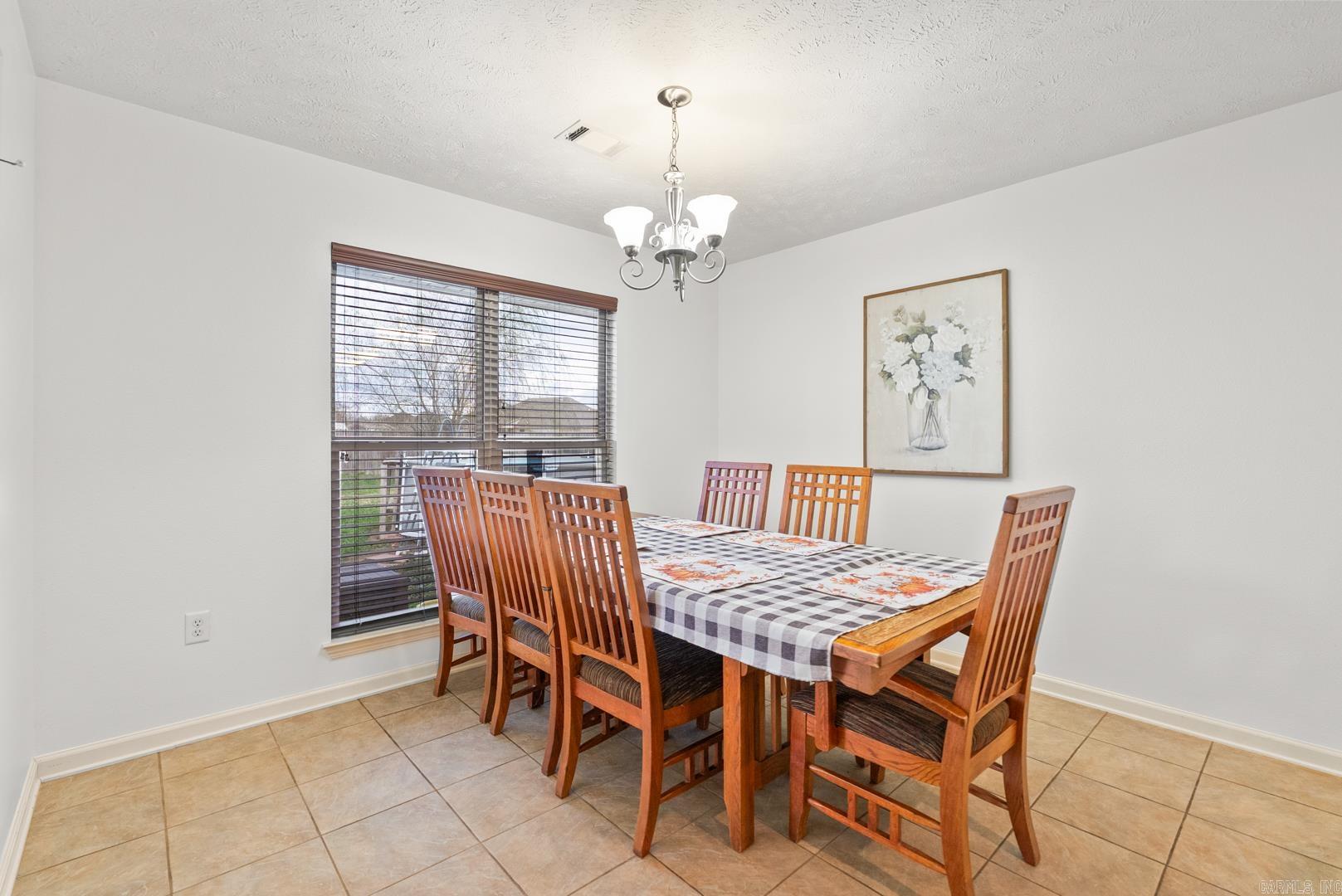 DOVE CREEK - Residential