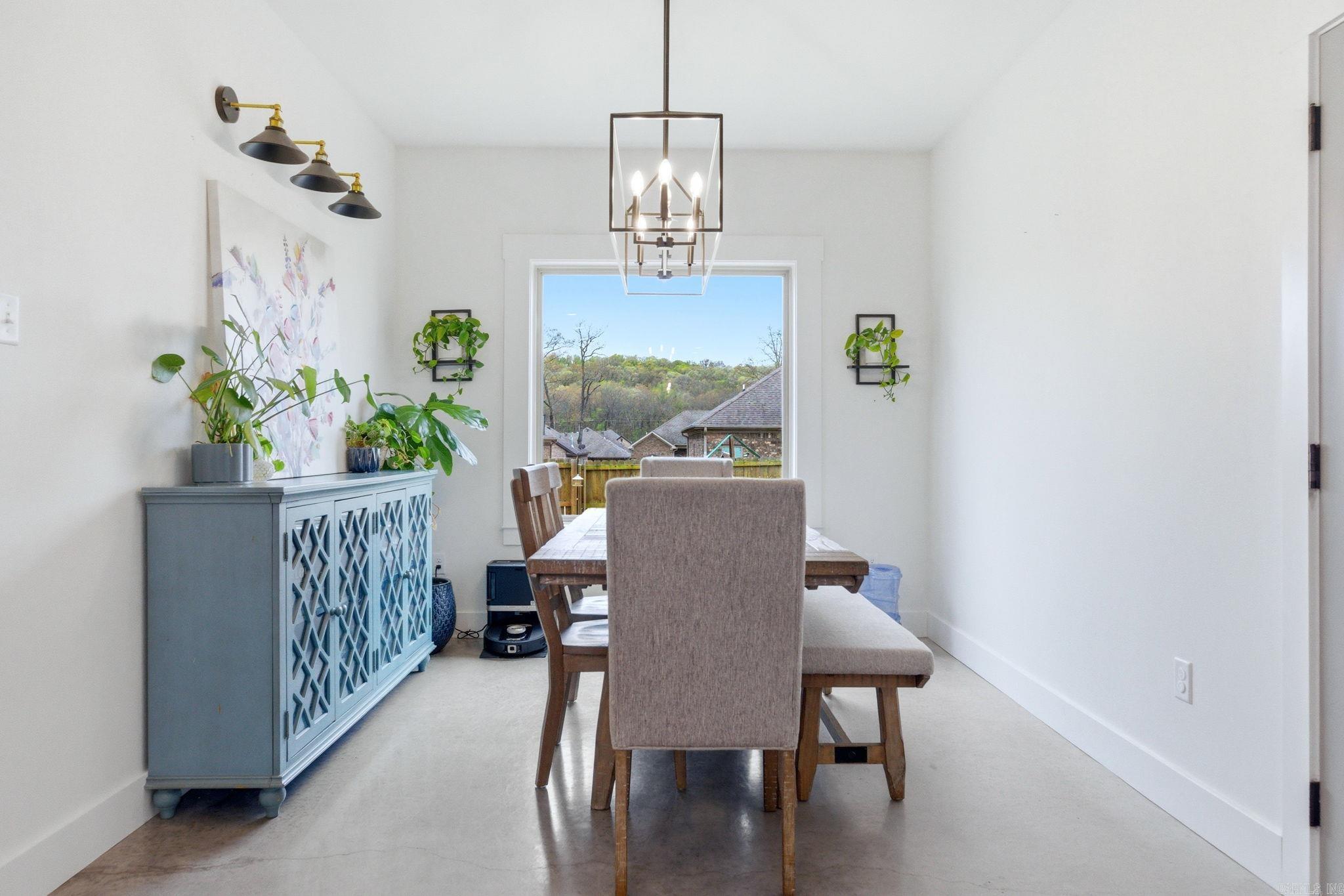 MILLERS GLENN - Residential