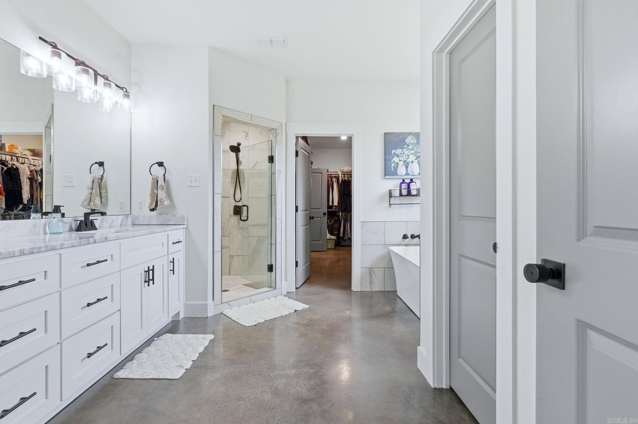 MILLERS GLENN - Residential