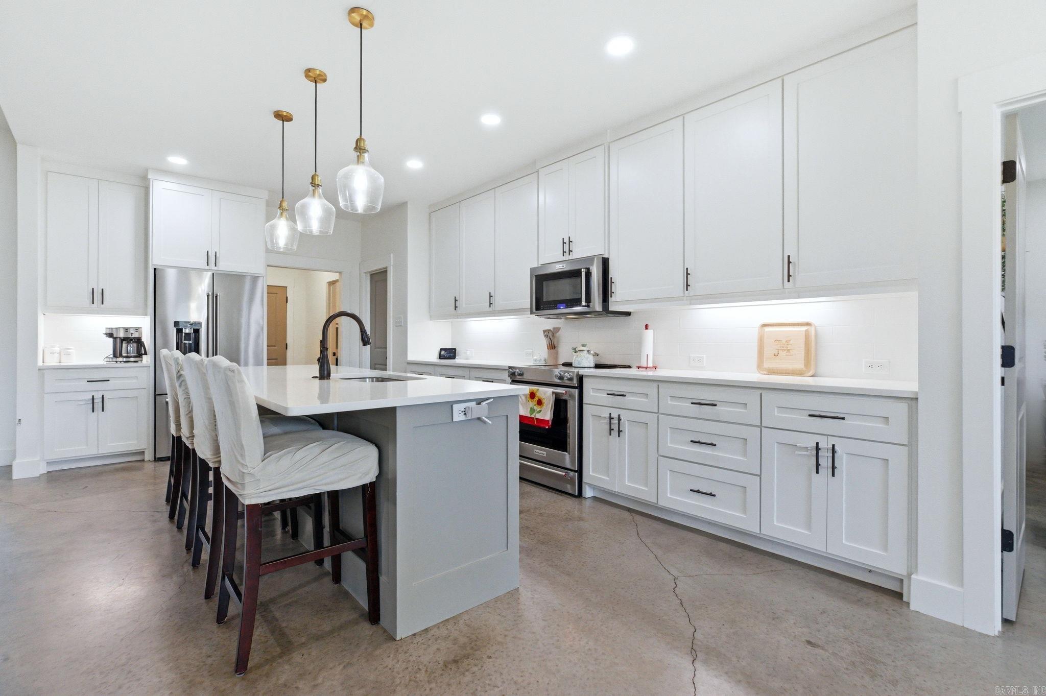 MILLERS GLENN - Residential