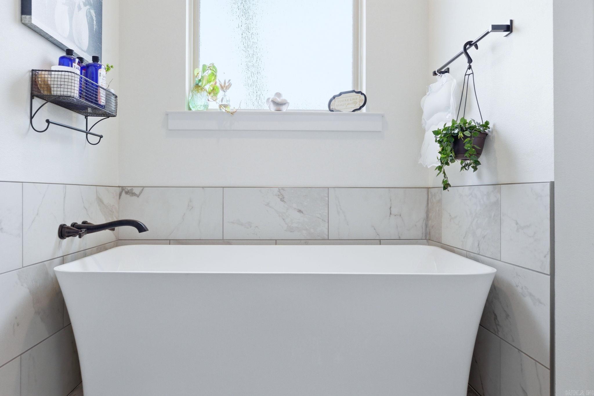 MILLERS GLENN - Residential