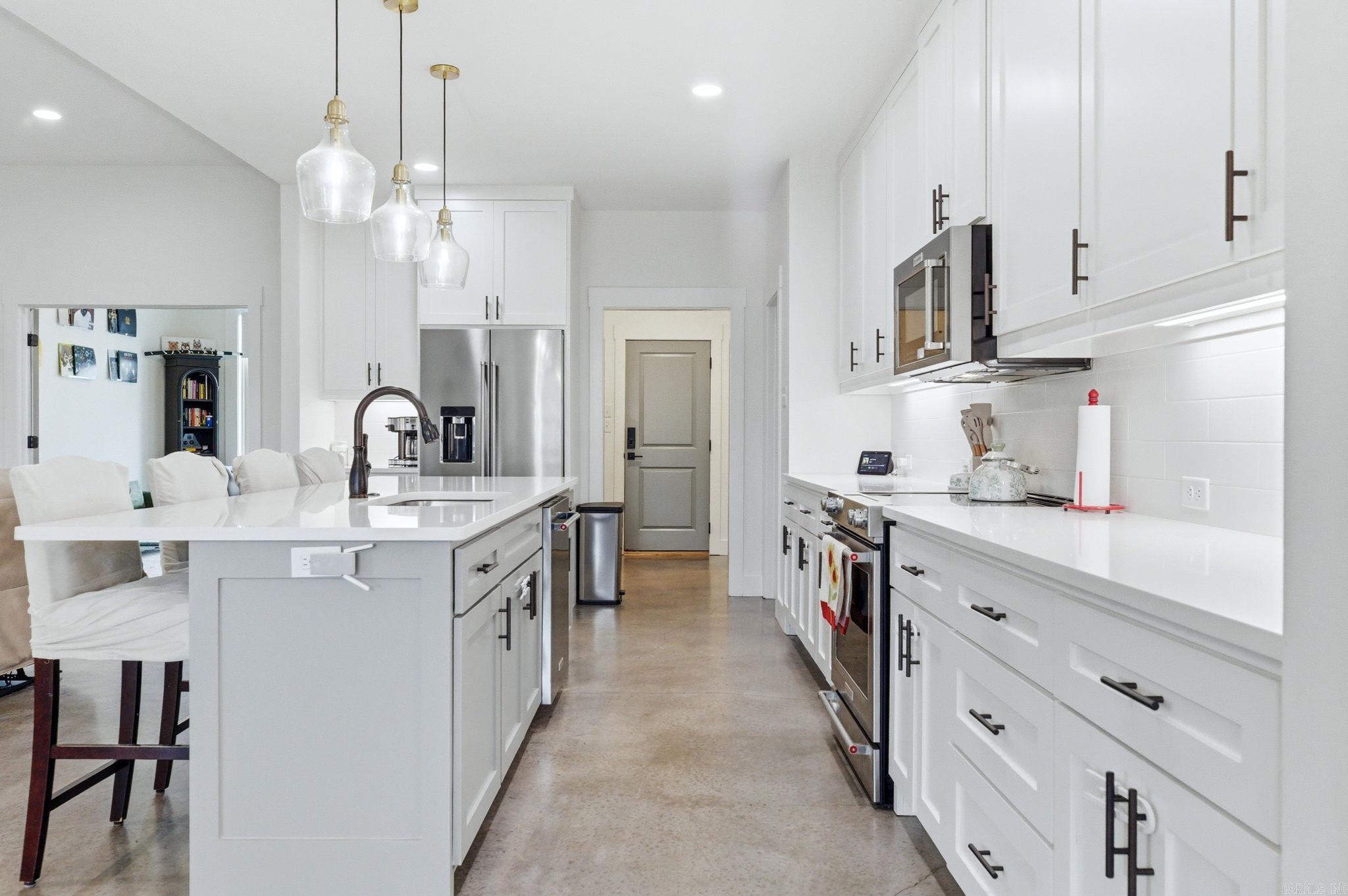 MILLERS GLENN - Residential