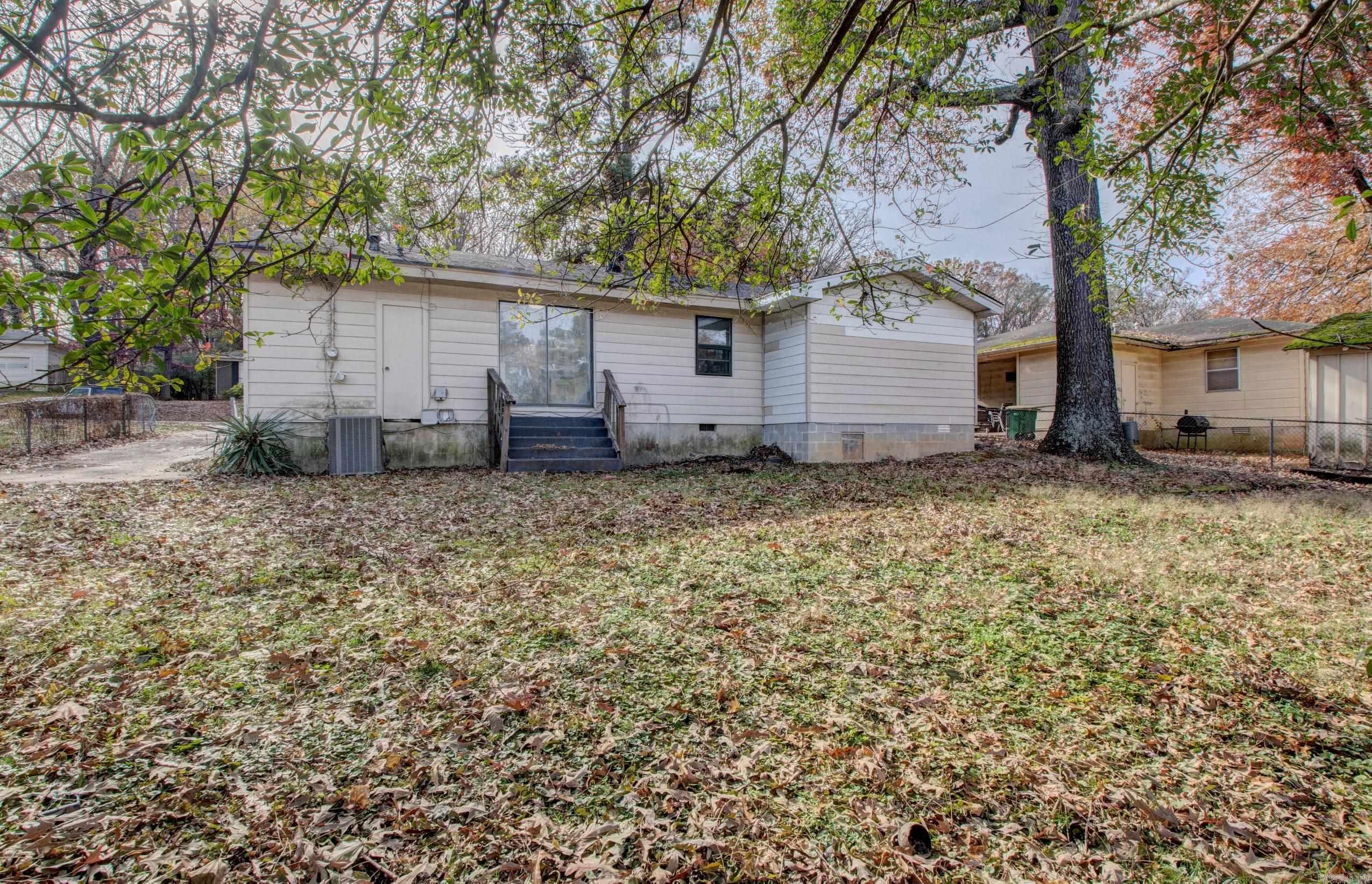 WAKEFIELD VILLAGE - Residential