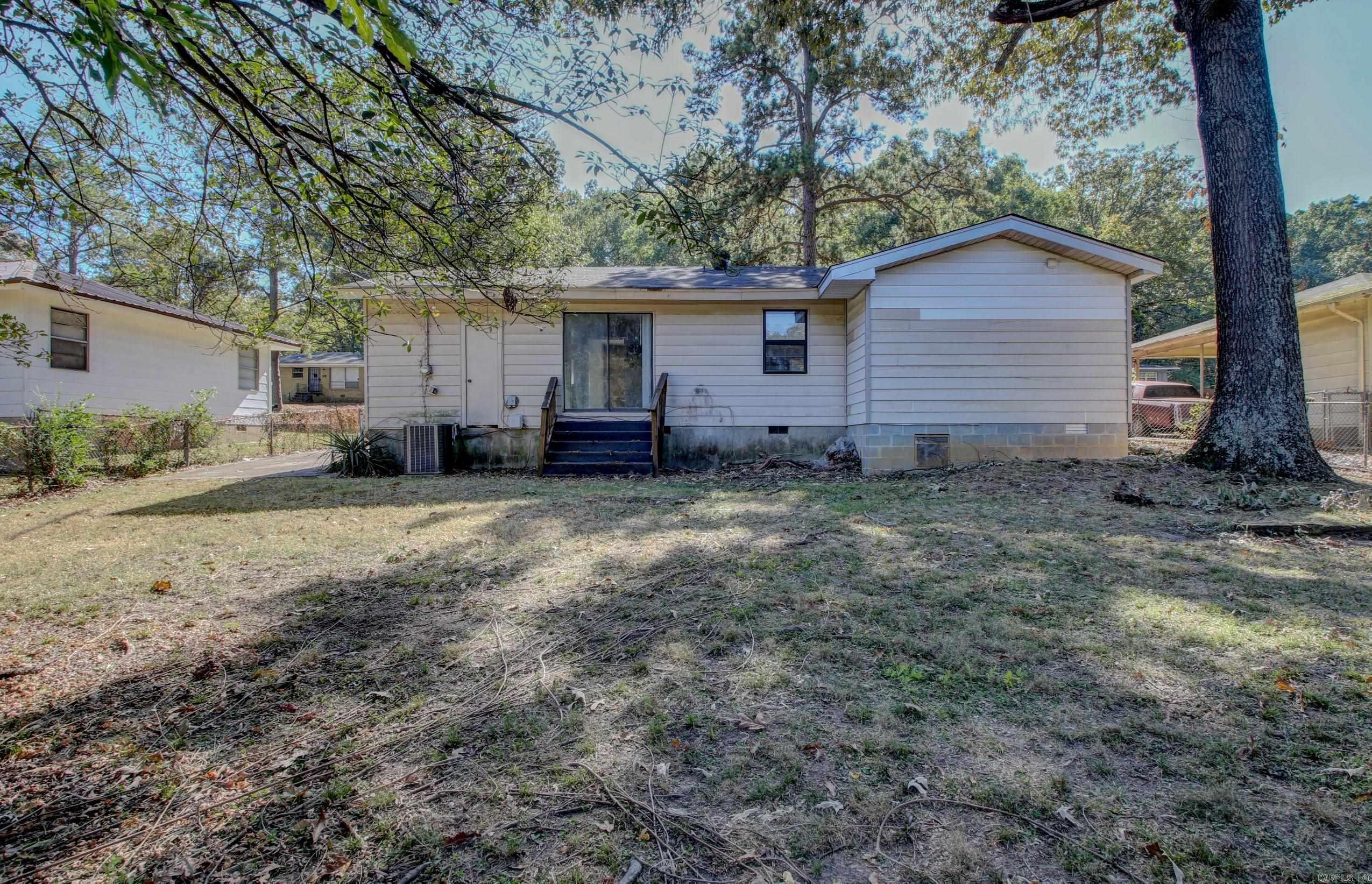 WAKEFIELD VILLAGE - Residential