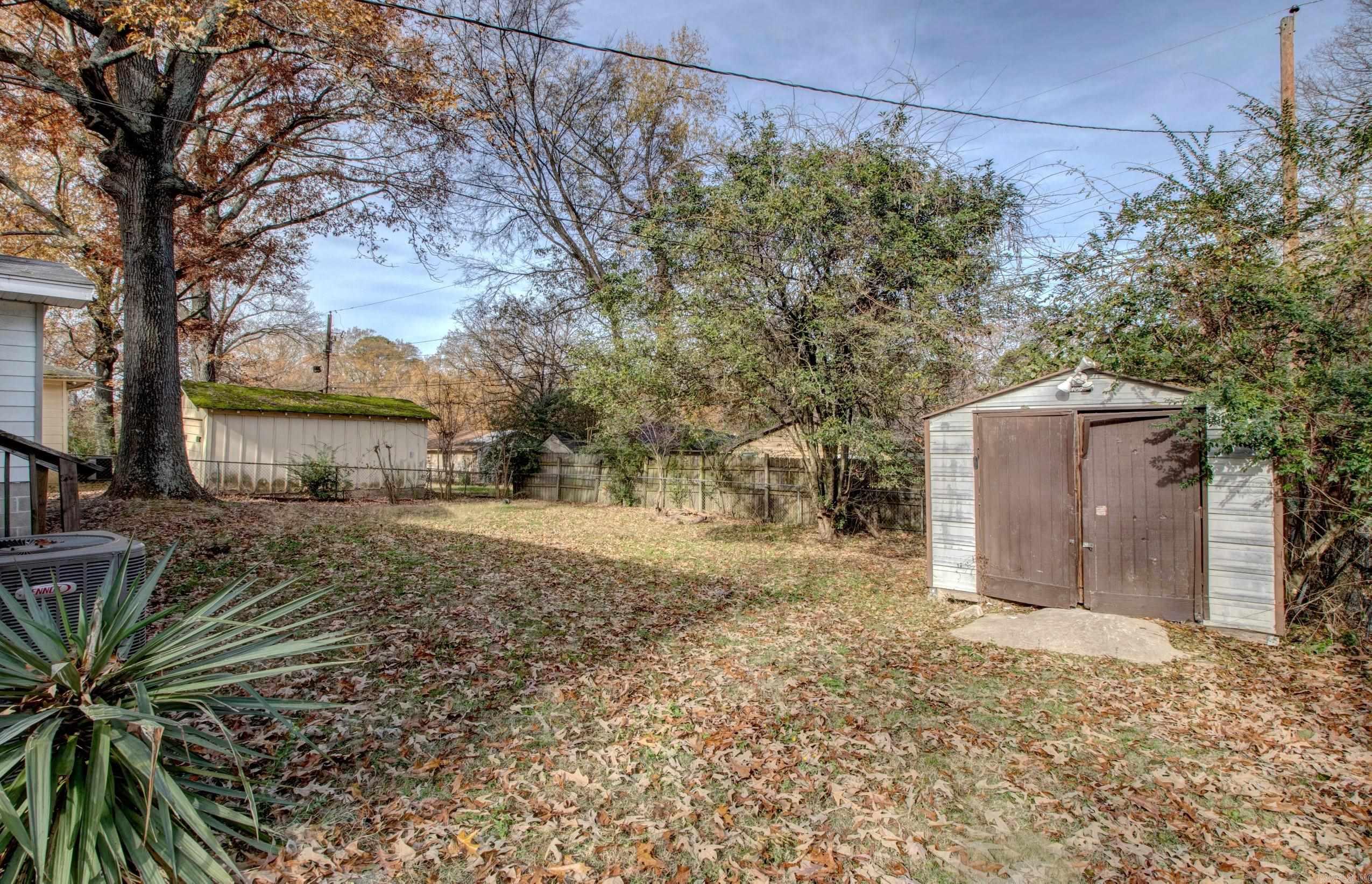 WAKEFIELD VILLAGE - Residential