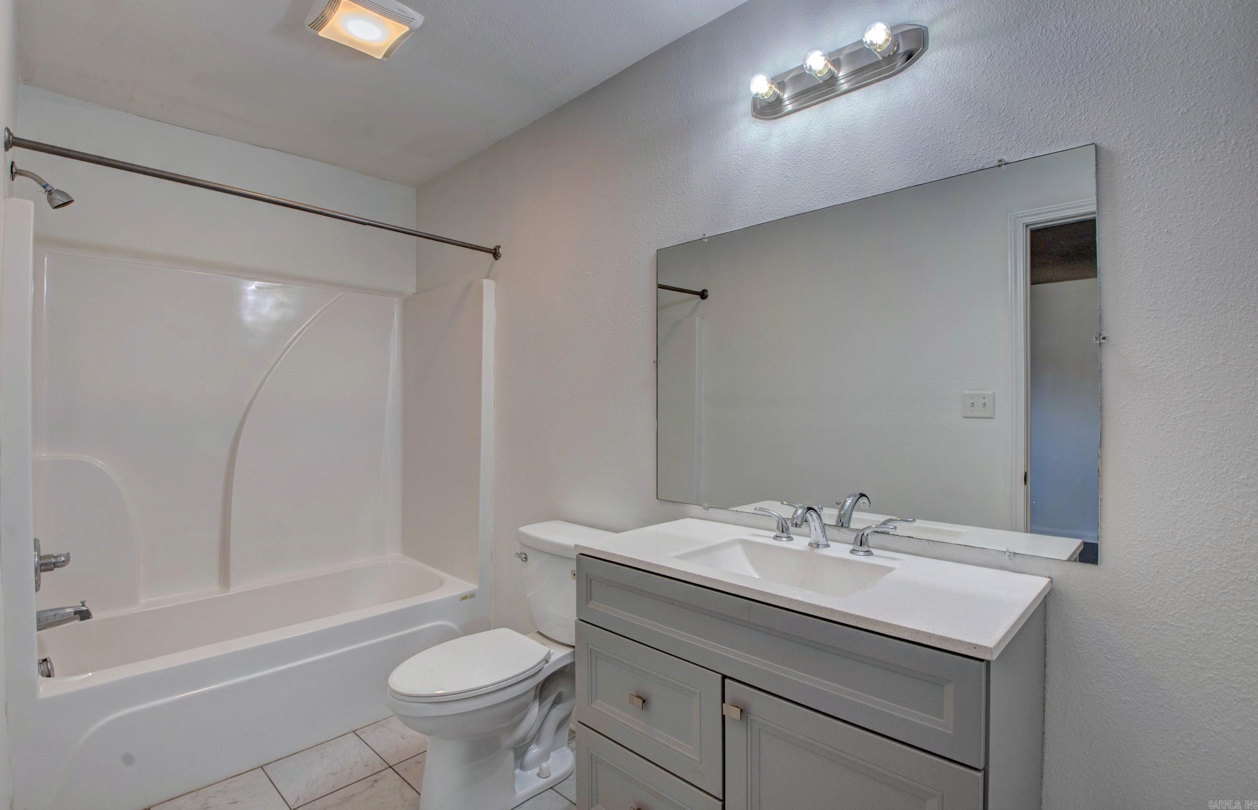 WAKEFIELD VILLAGE - Residential