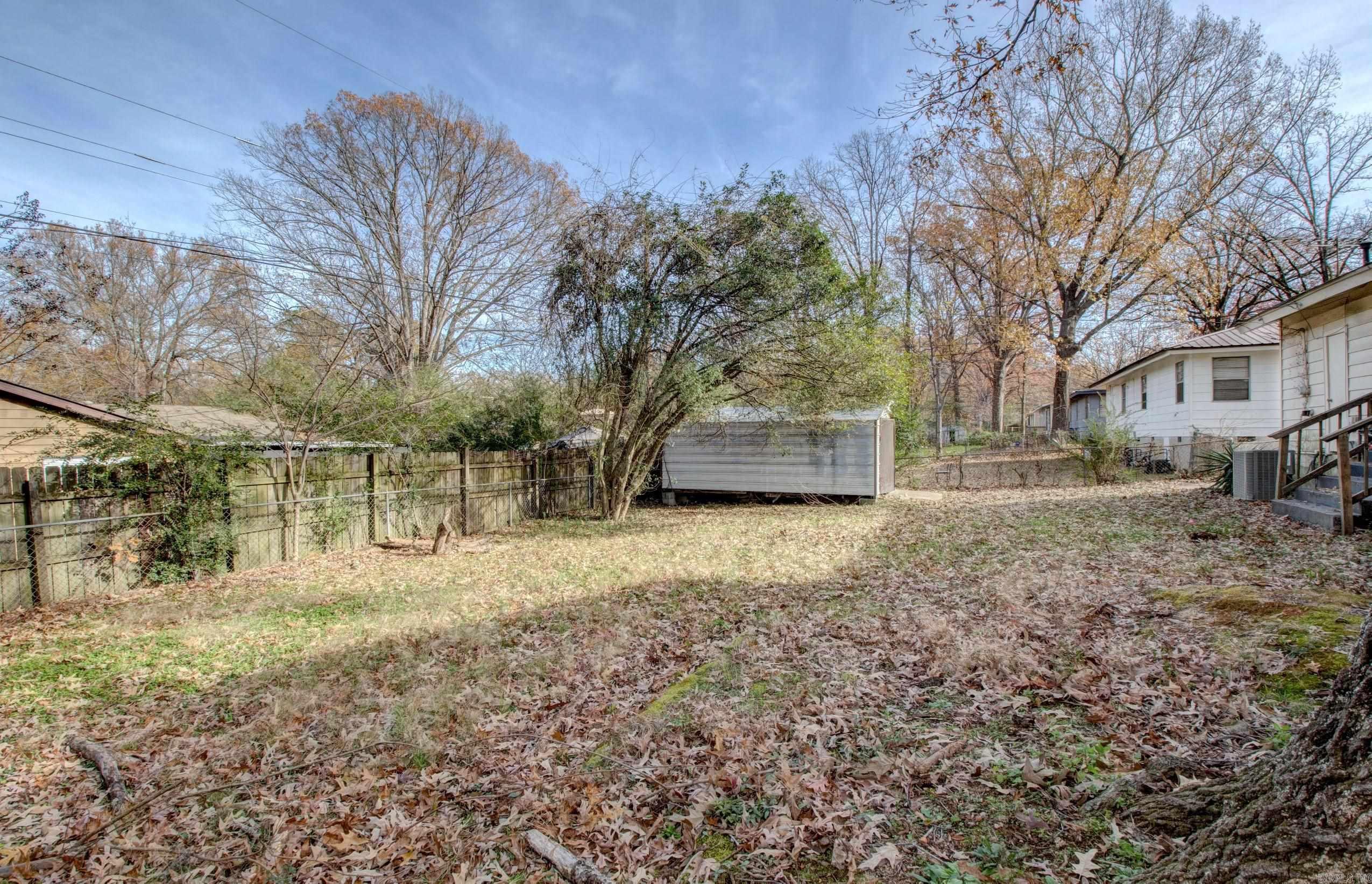 WAKEFIELD VILLAGE - Residential