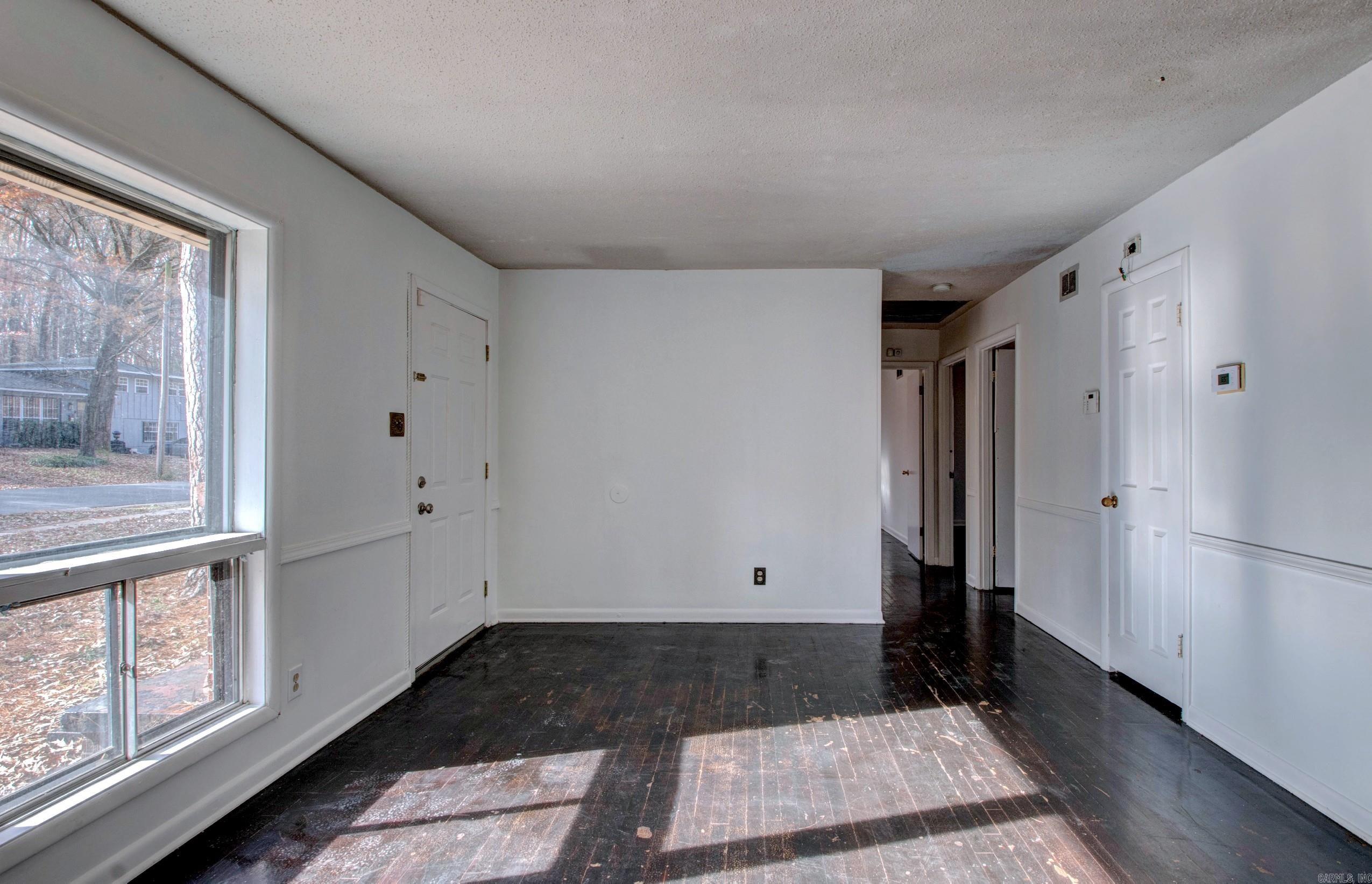 WAKEFIELD VILLAGE - Residential