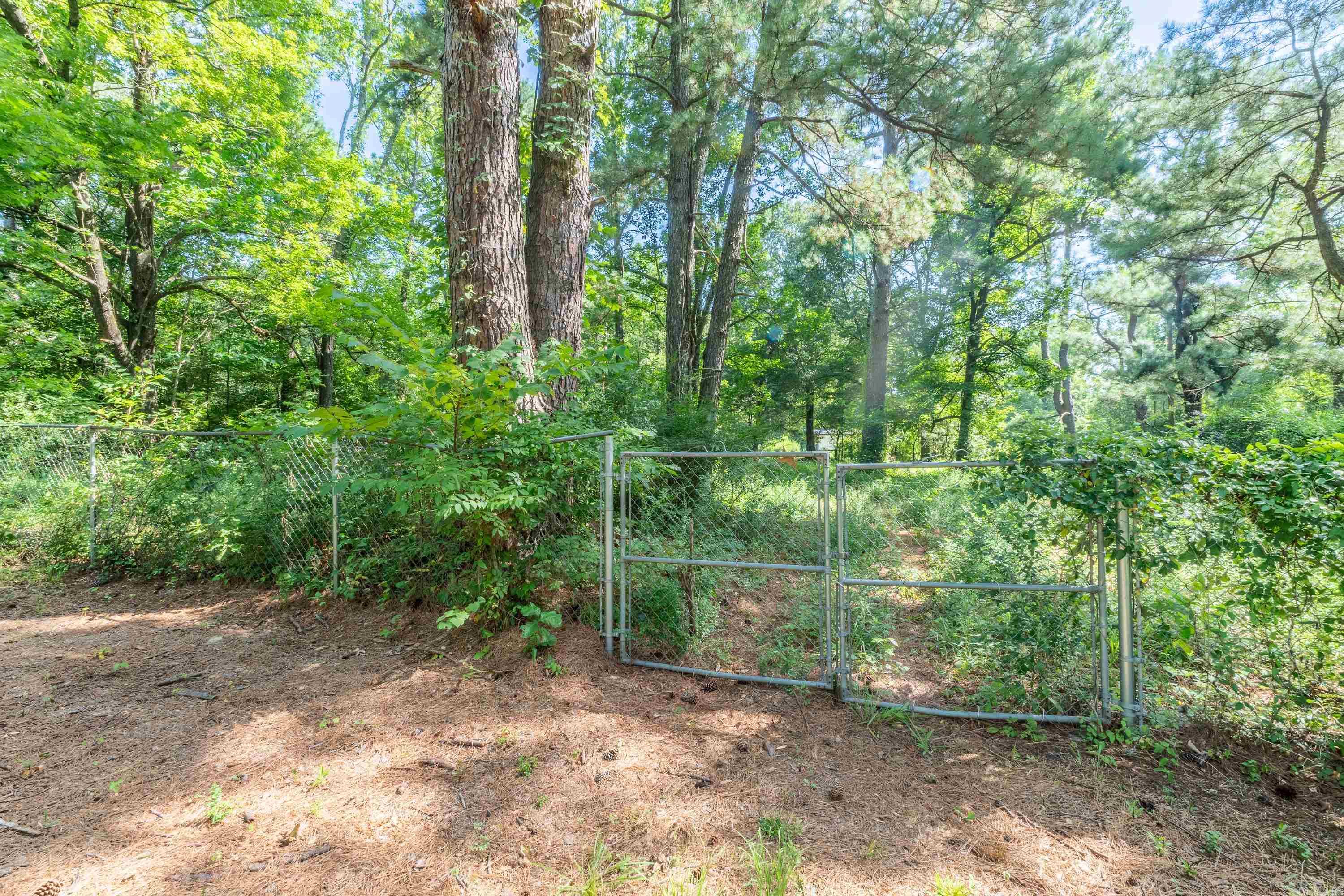 Looking or nice lot to build your forever home or move a mobile home on?? Check out this perfect lot that is Water, electic and septic ready. This property is Easy access to the freeway, minutes from cabot or Jacksonville. Perfect location for country living and still very close to town with NO known Restrictions.
