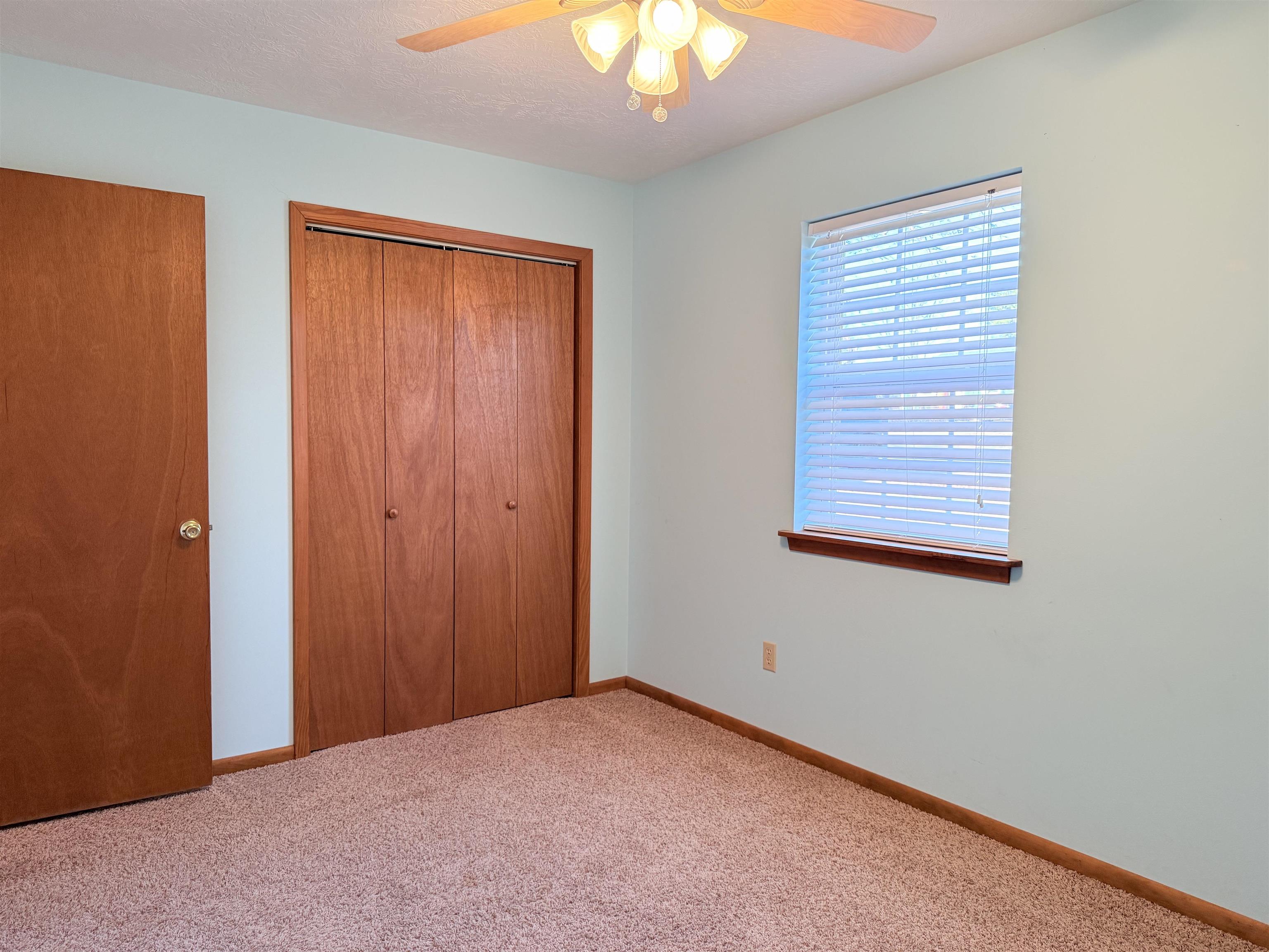 Metes &amp; Bounds - Residential