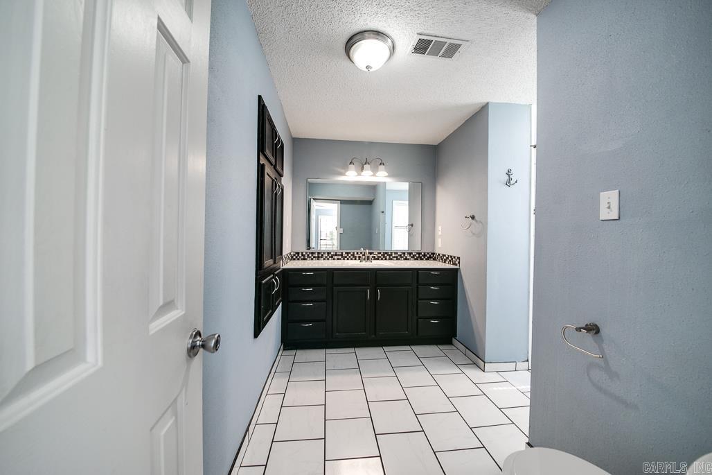 Circle B - Residential