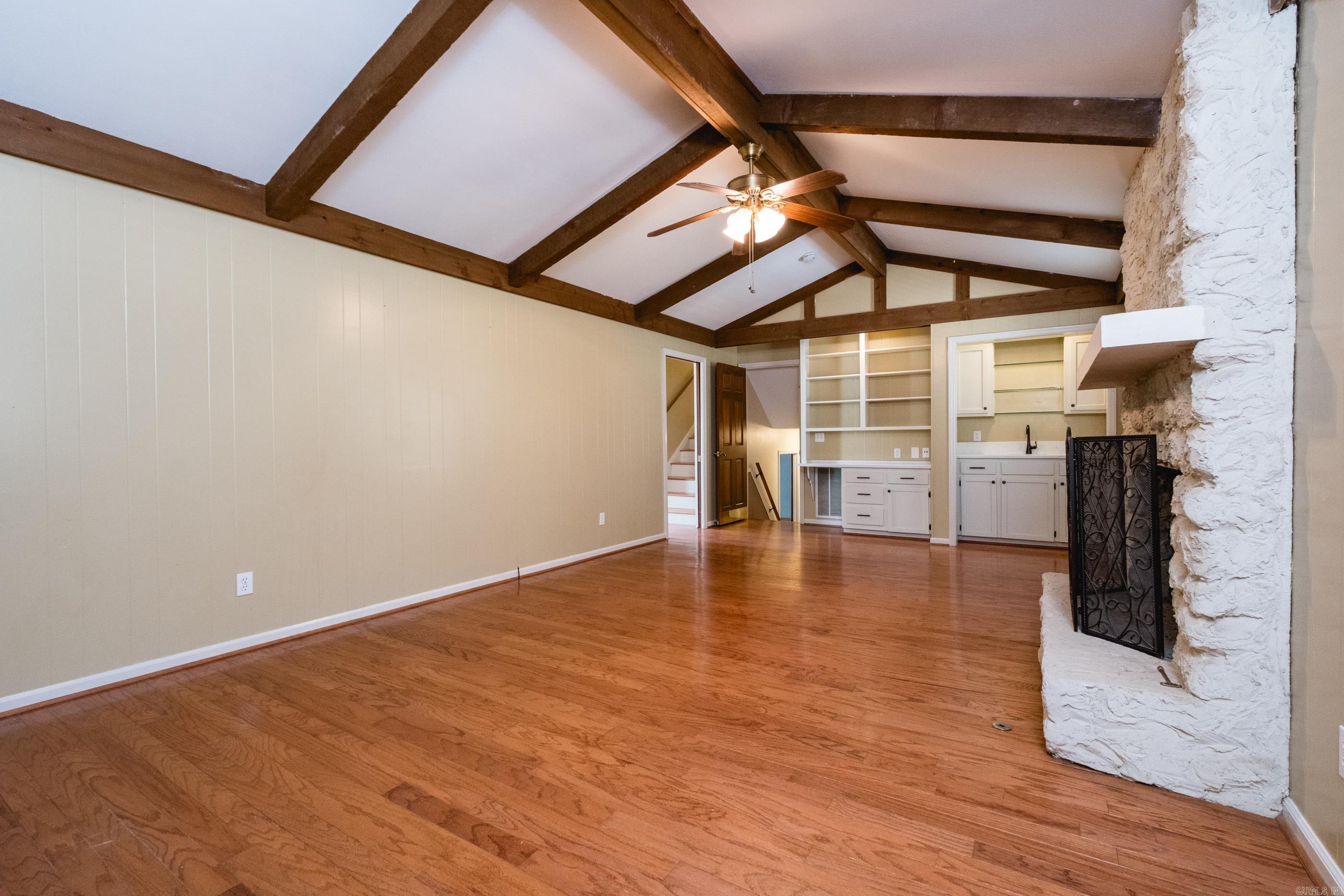 PLEASANT VALLEY - Residential