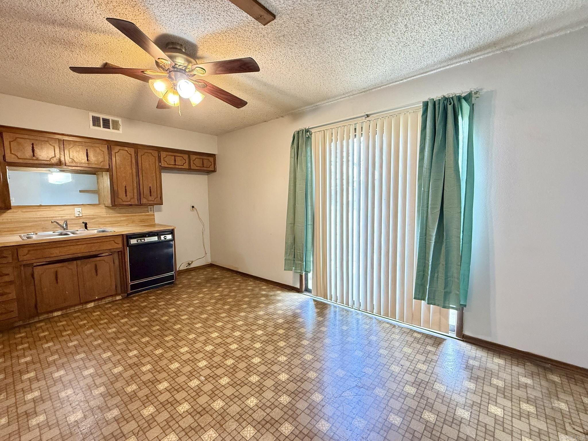 Shady Grove - Residential