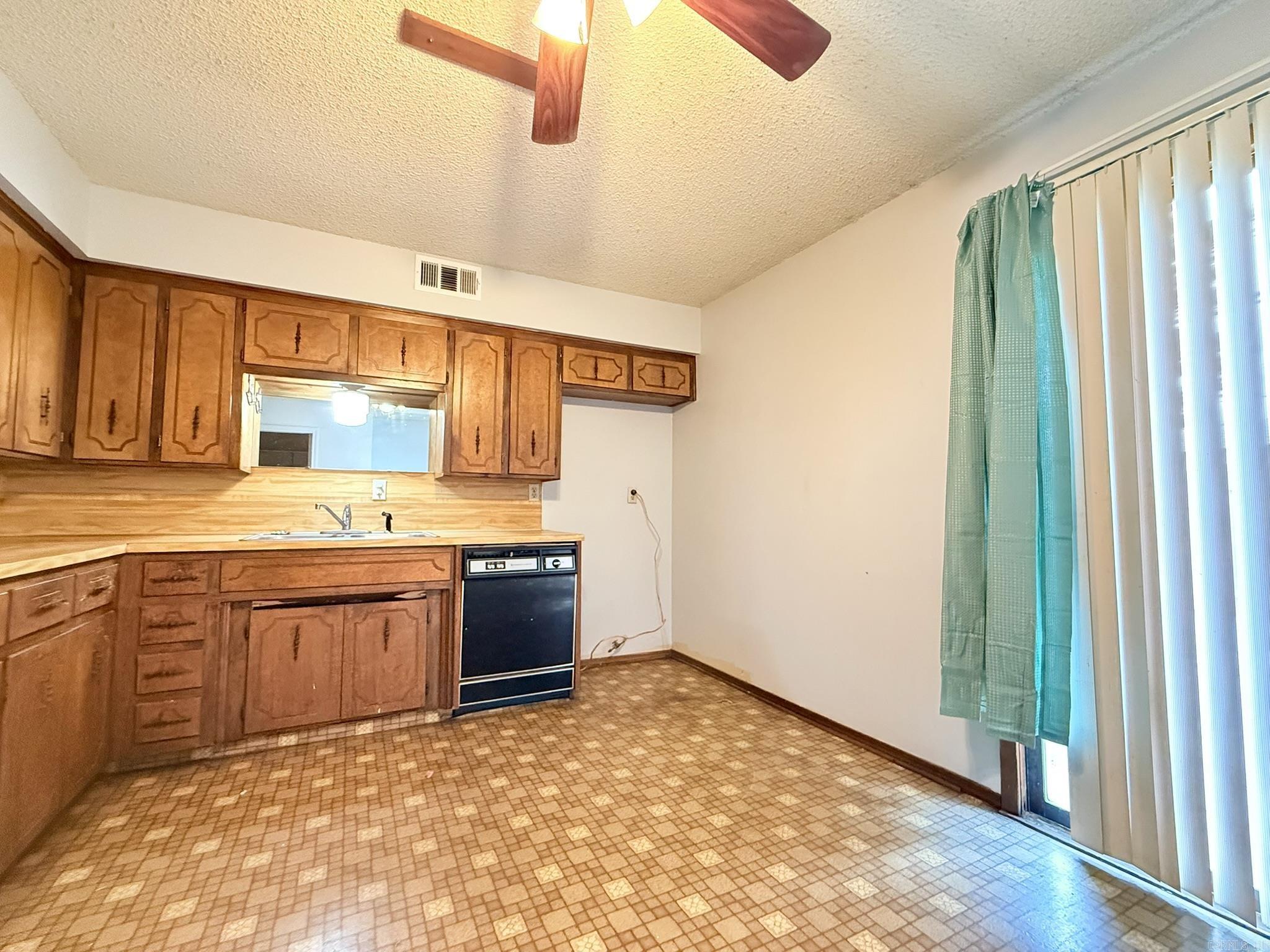 Shady Grove - Residential