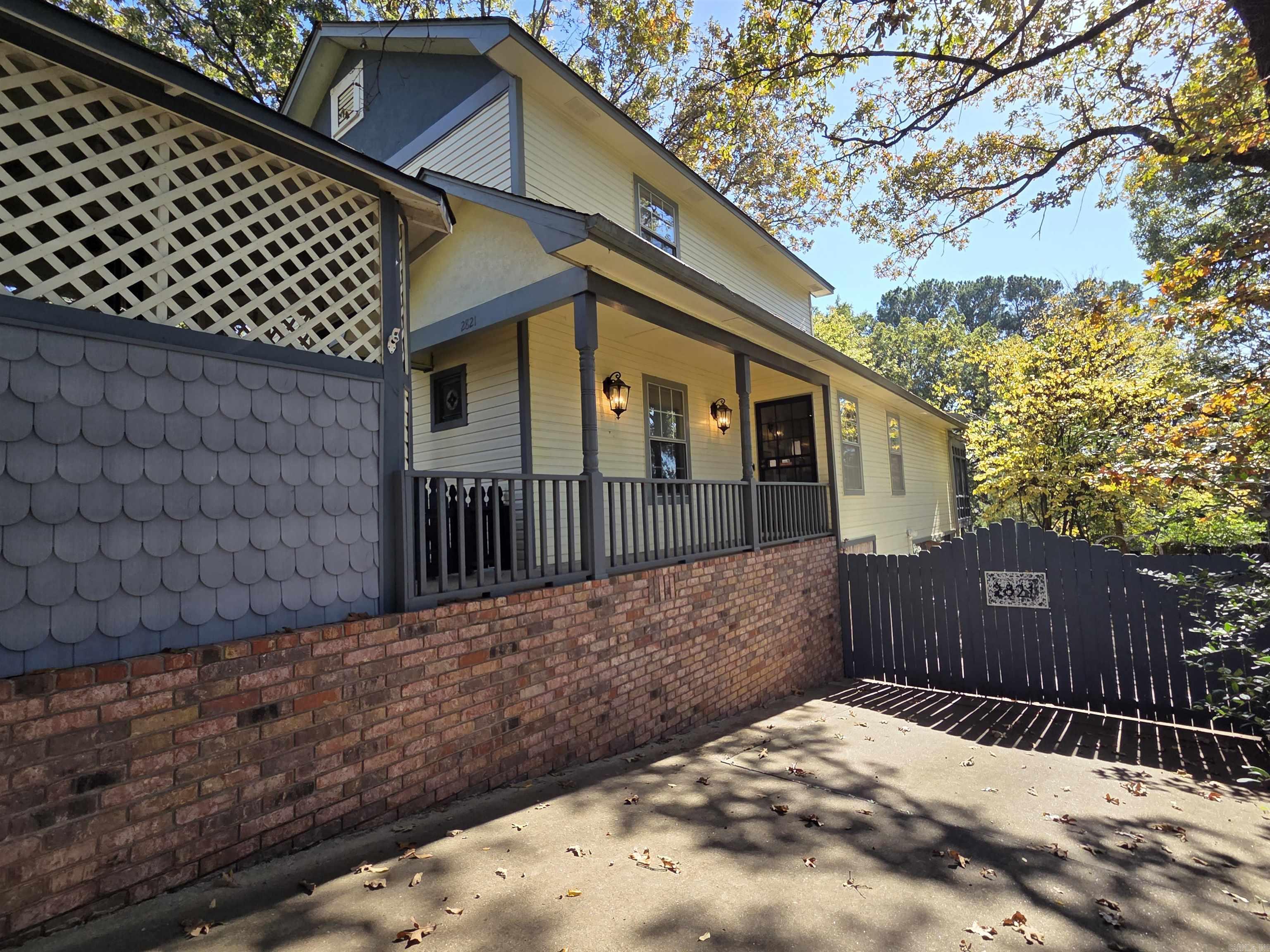 PARK HILL - Residential