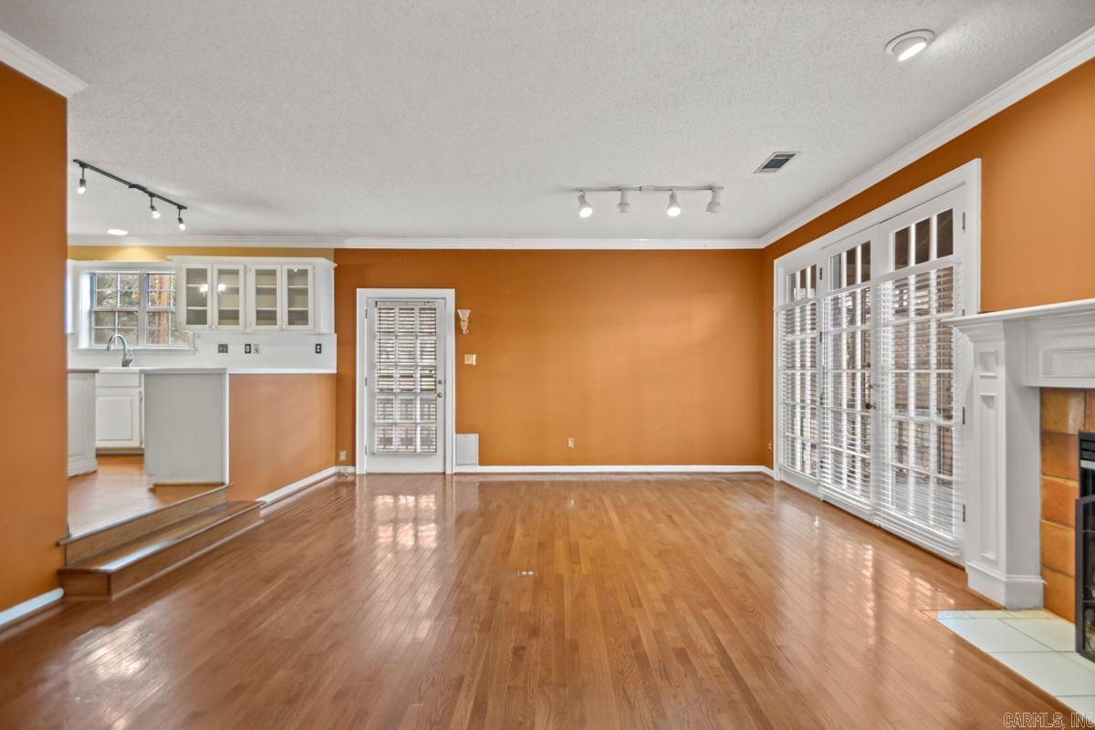 PARK HILL - Residential