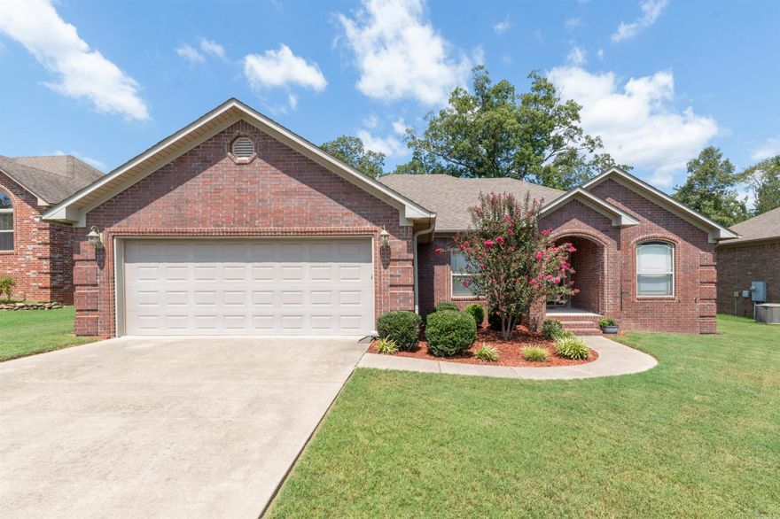 This beautiful well maintained one owner home is ready for its new family! Conveniently located close to LRAFB and other amenities. You will love the hardwood floors throughout the home. Tray ceilings are present in the family room and the master bedroom as well as ambient lighting to enhance the beauty of the rooms. There are ceiling fans in all rooms to help keep you comfortable. This is a must see. Schedule a showing before you miss out on this great opportunity.