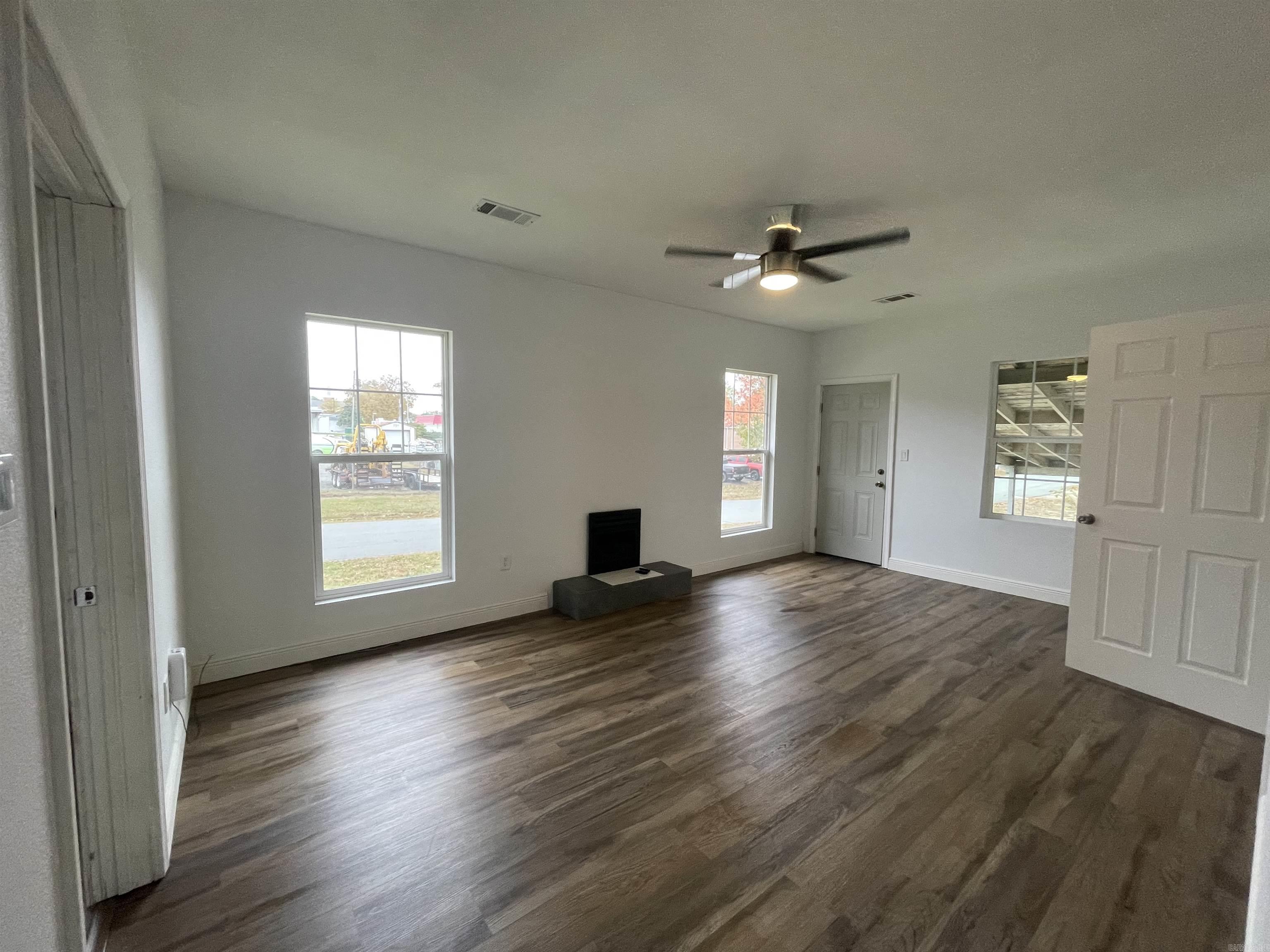 ORIGINAL TOWN OF SHERIDAN - Residential