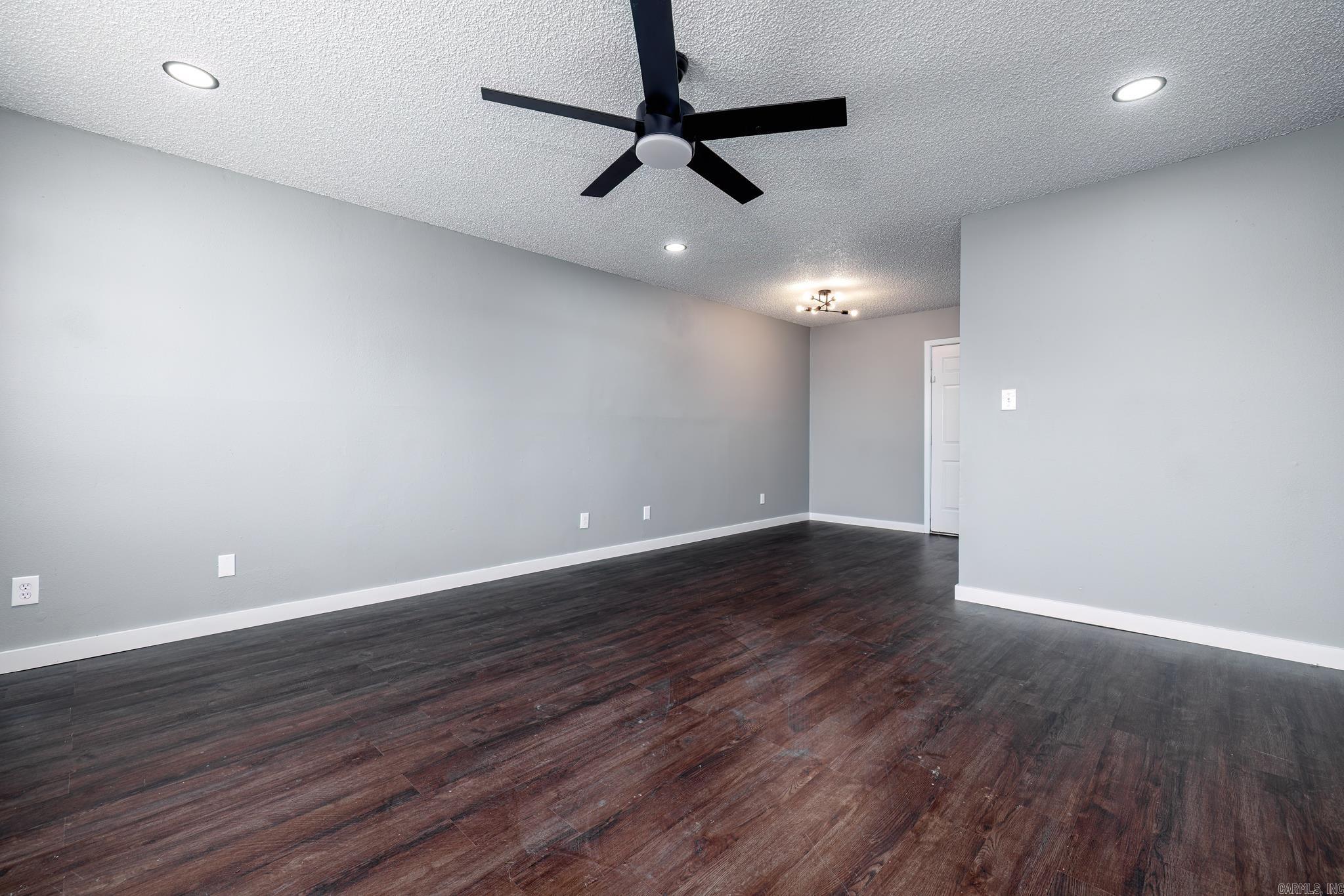 ASHTON PARK ADDN - Residential