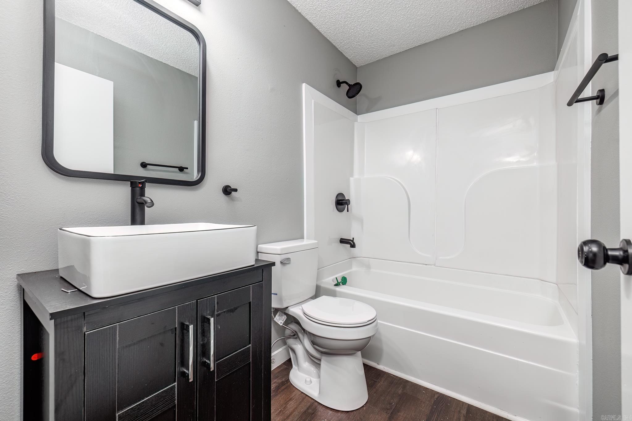 ASHTON PARK ADDN - Residential