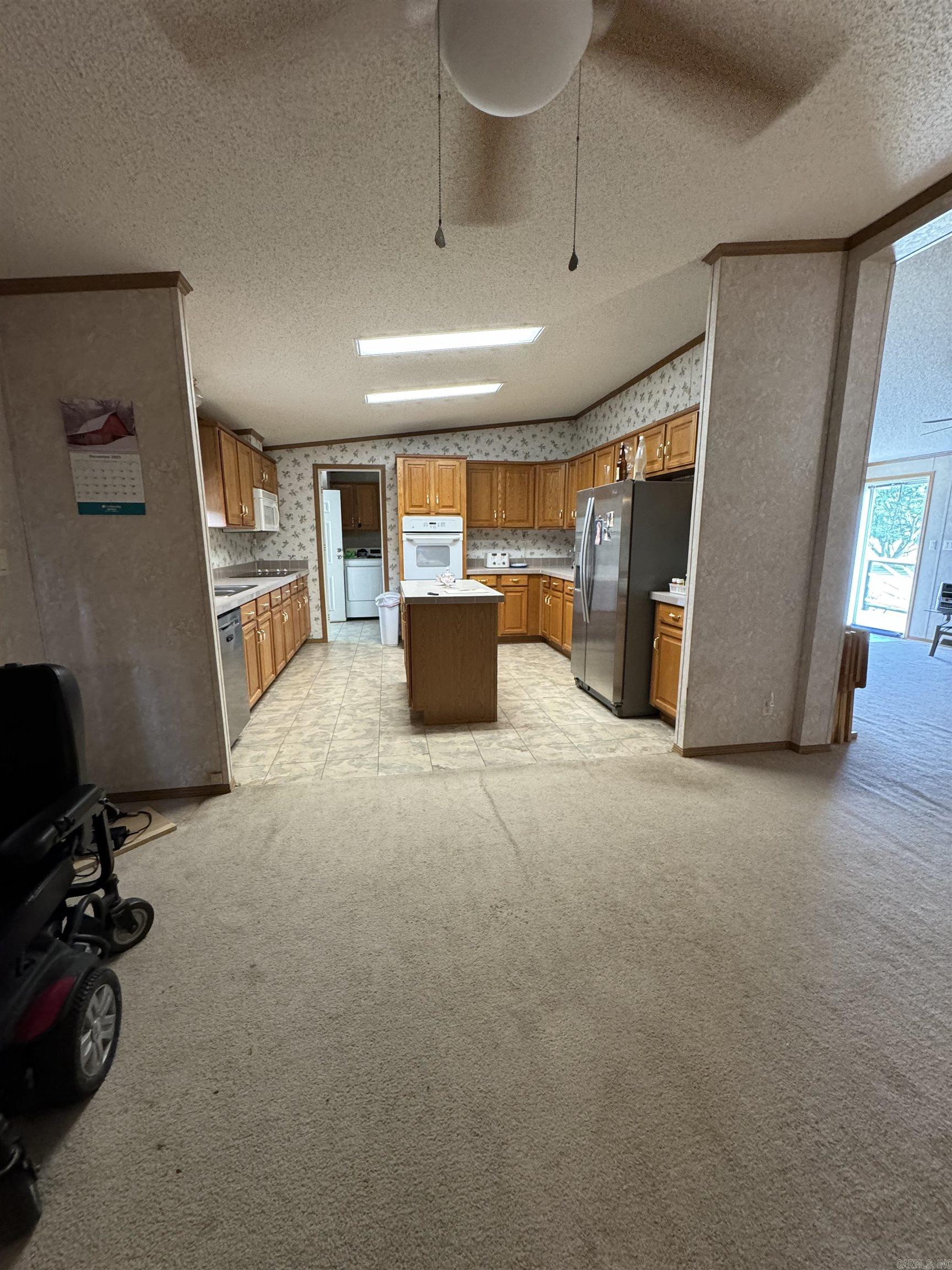 APPLE BLOSSOM FARMS - Residential