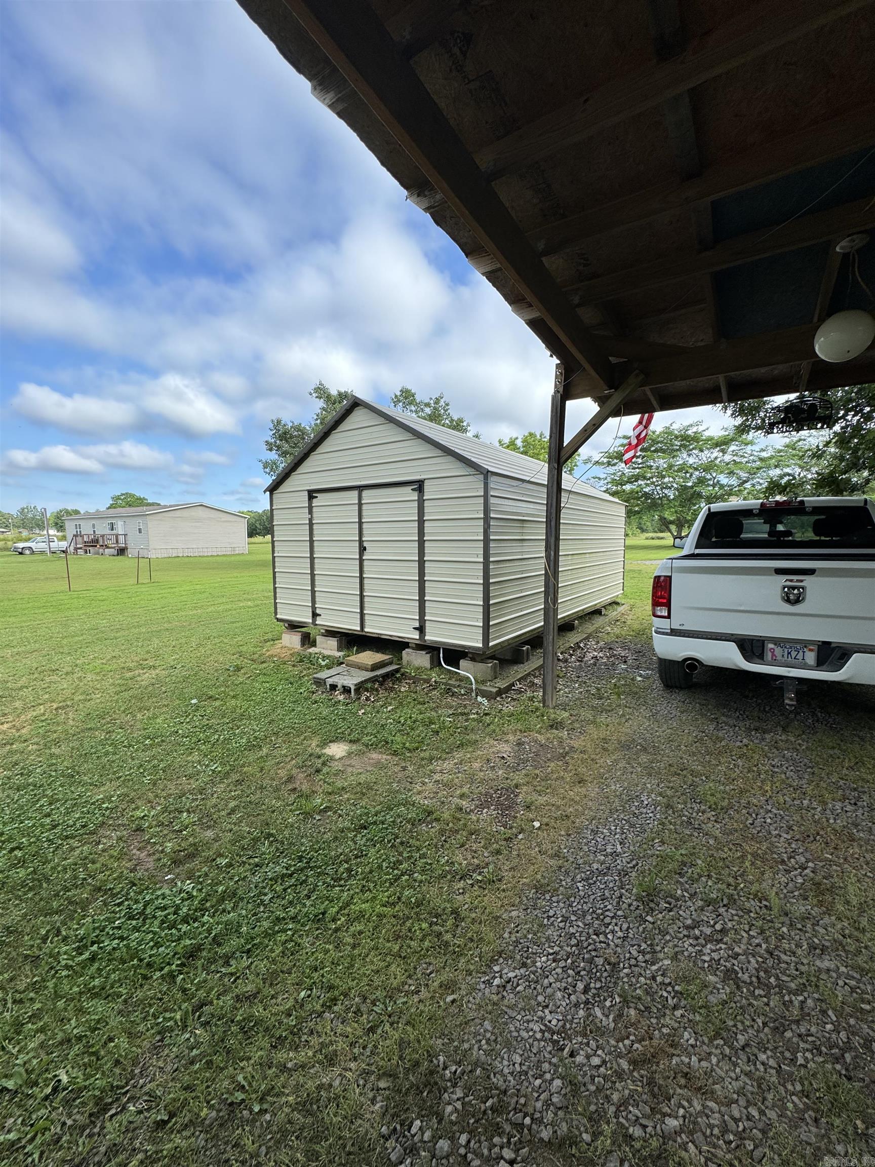 APPLE BLOSSOM FARMS - Residential