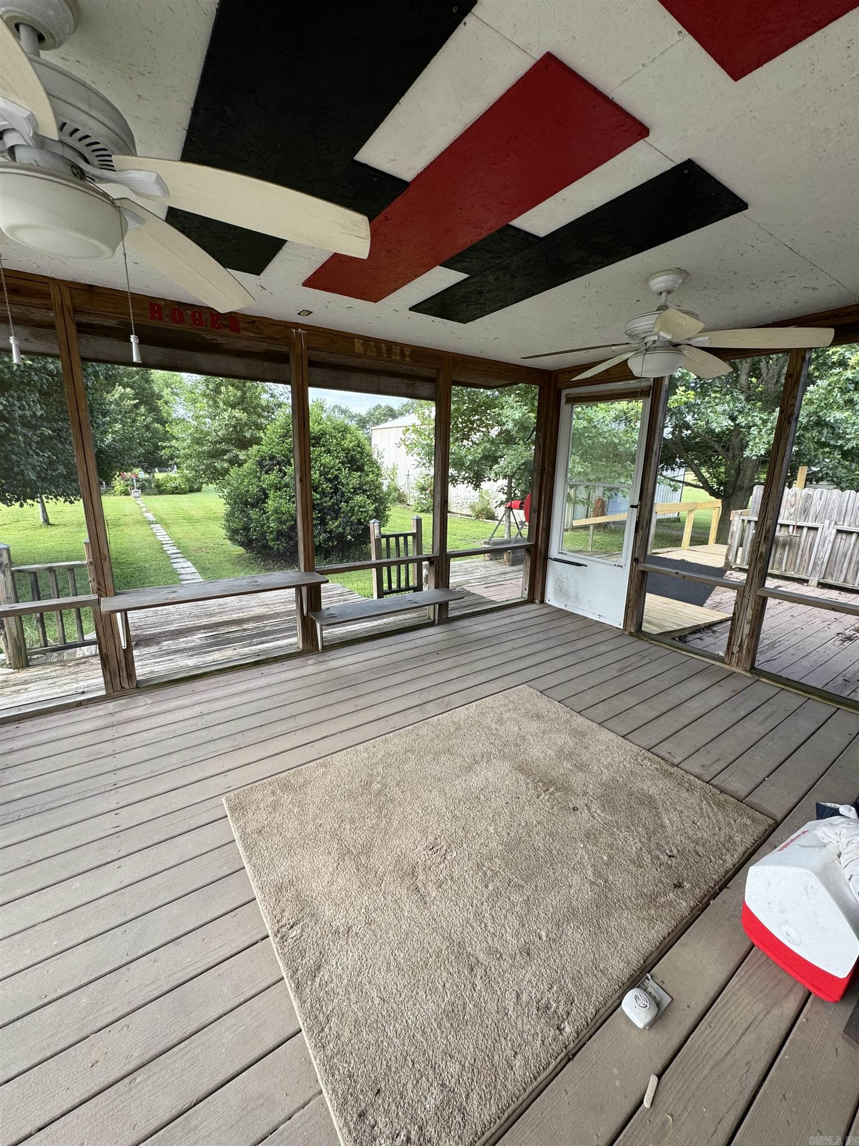 APPLE BLOSSOM FARMS - Residential