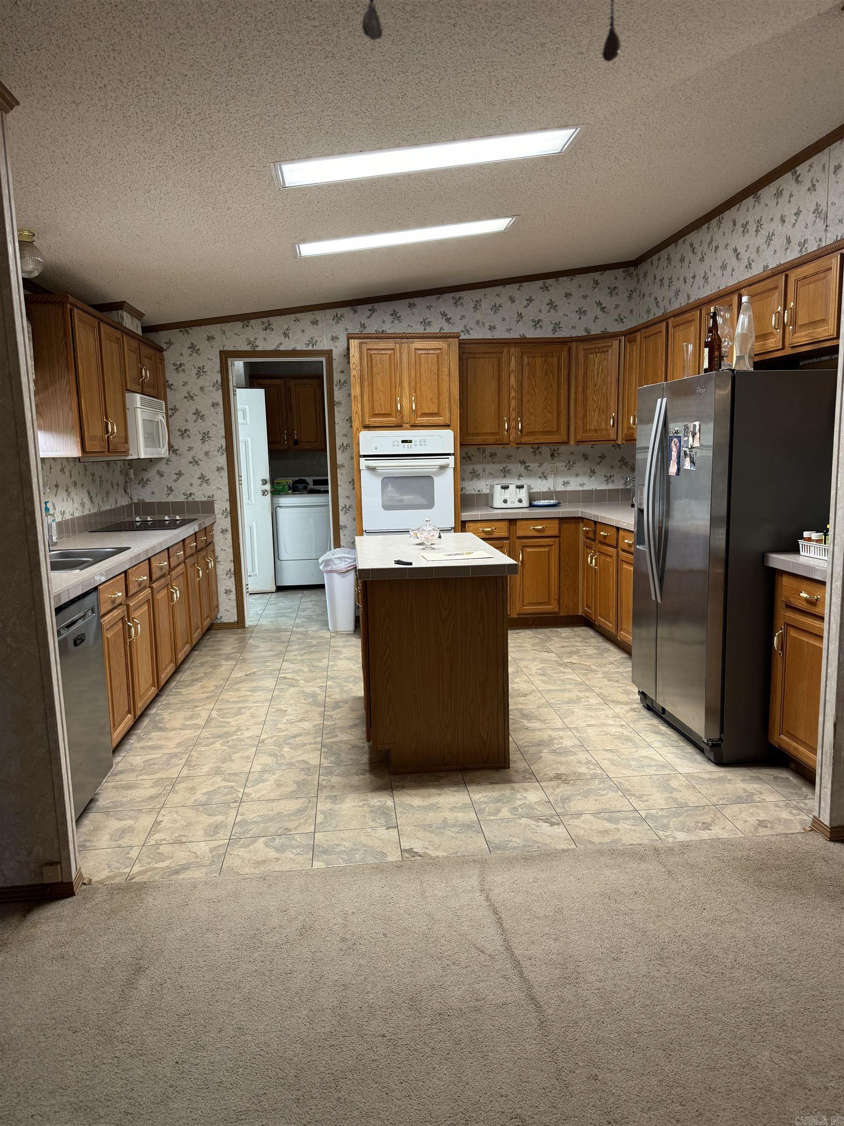 APPLE BLOSSOM FARMS - Residential