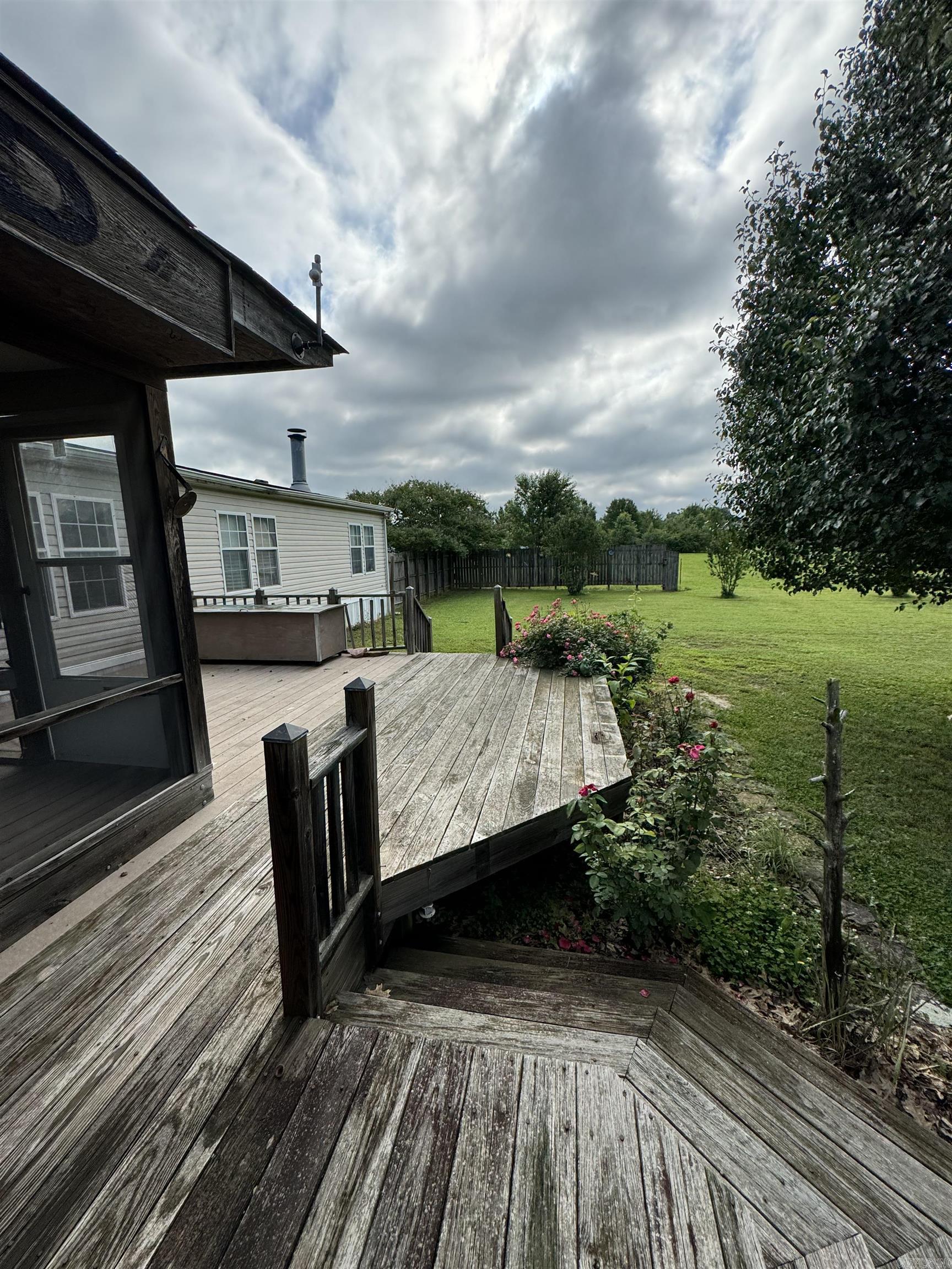 APPLE BLOSSOM FARMS - Residential