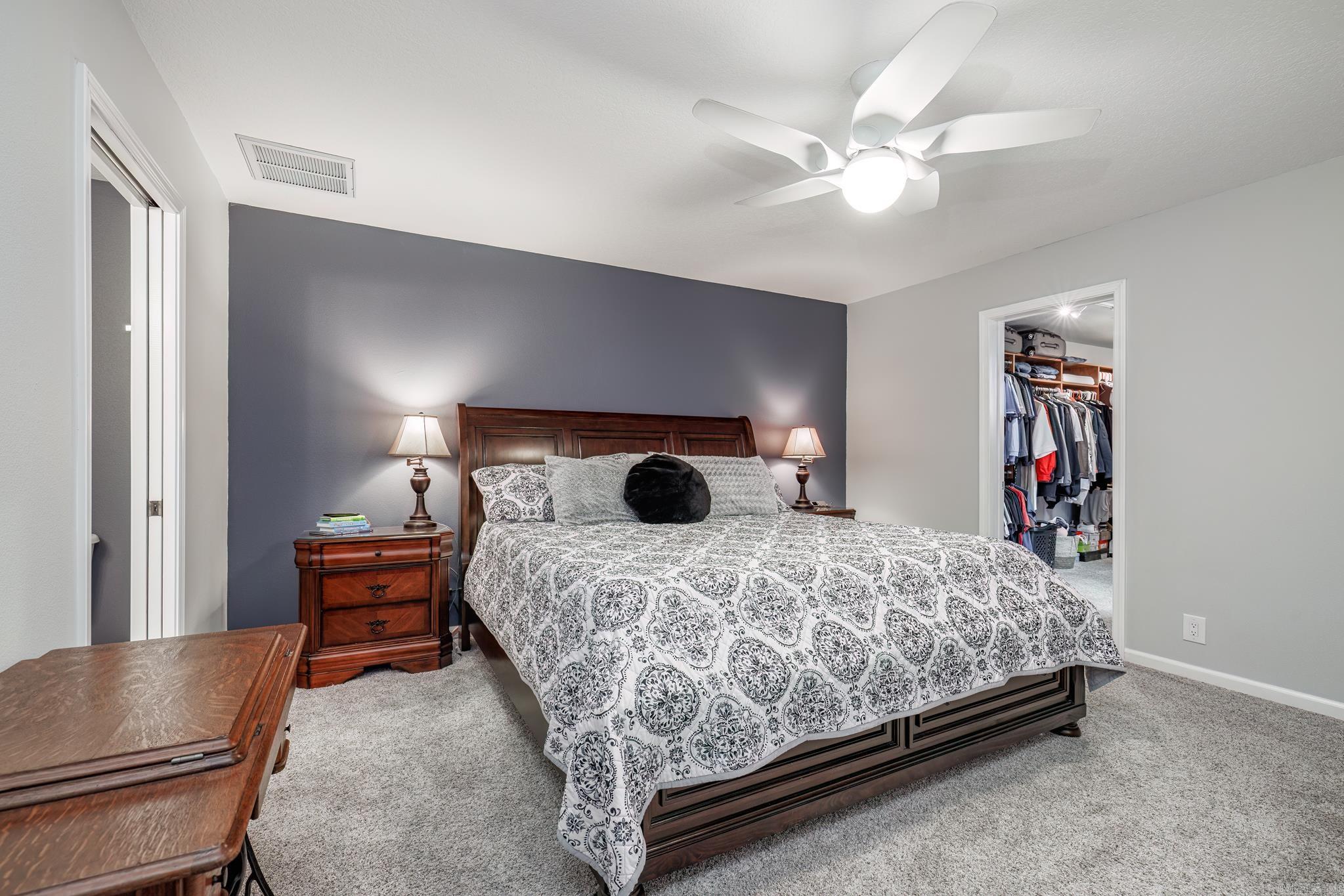 ISABELLA COURTS - Residential