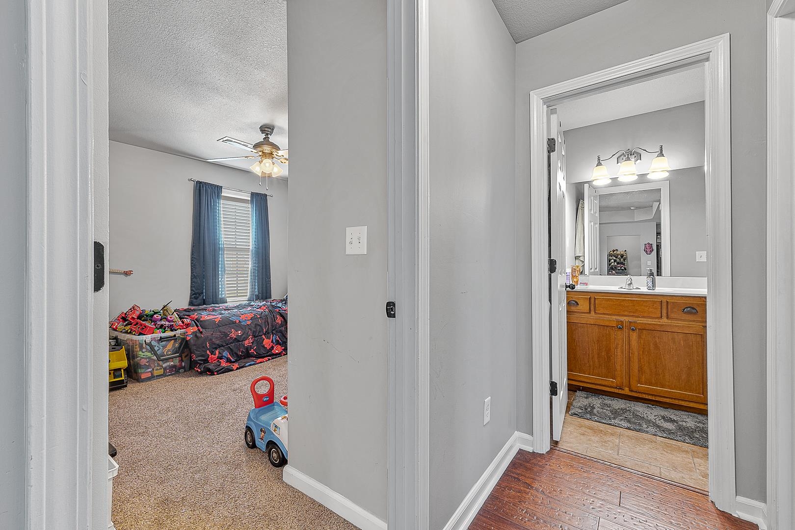 SHADOW RIDGE - Residential