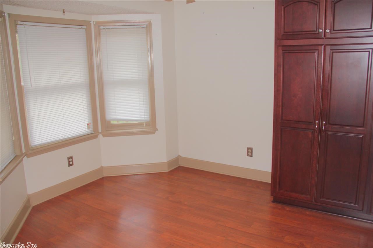 Springhill Manor - Residential