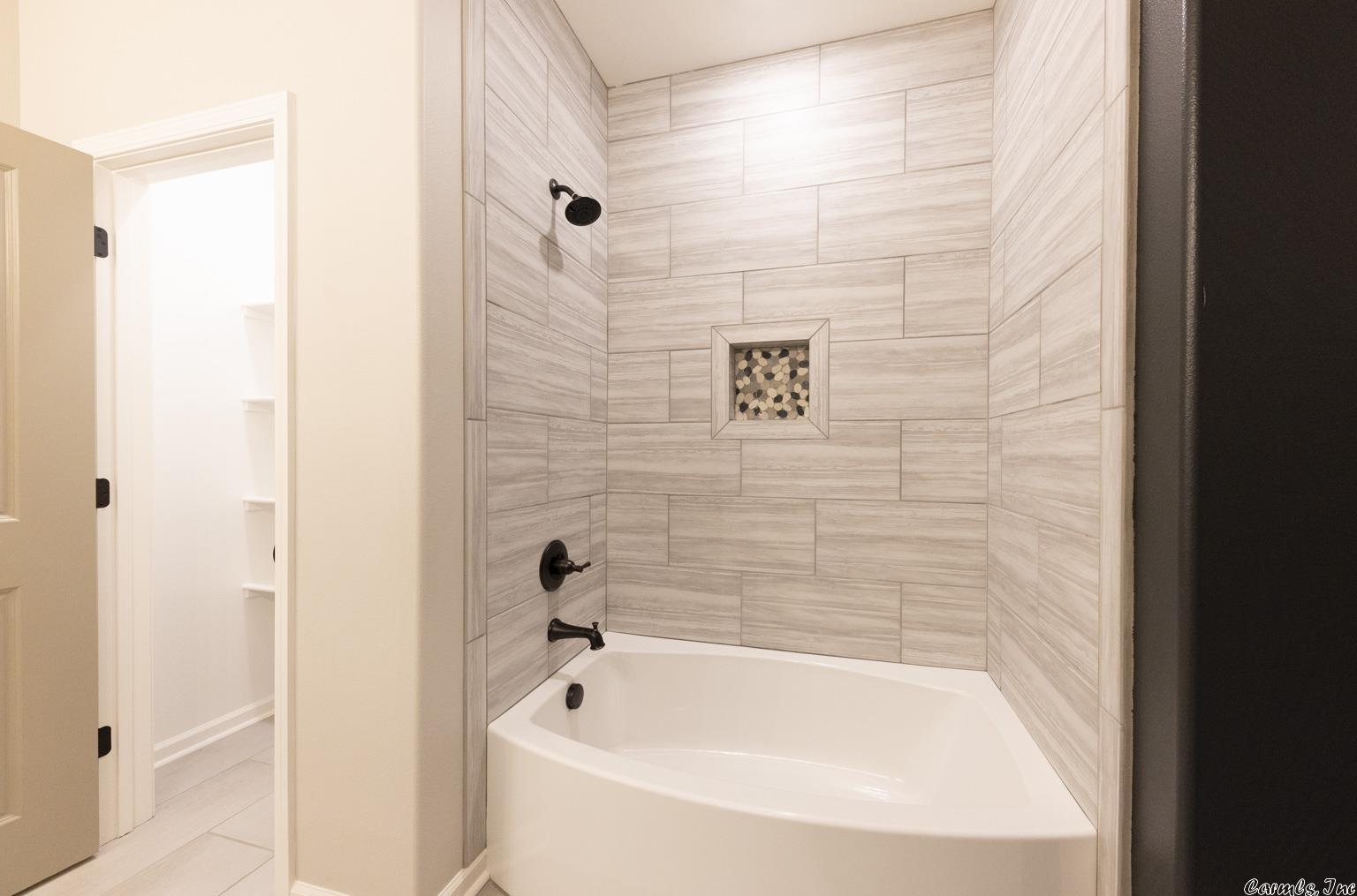 Tuckers Hill - Residential