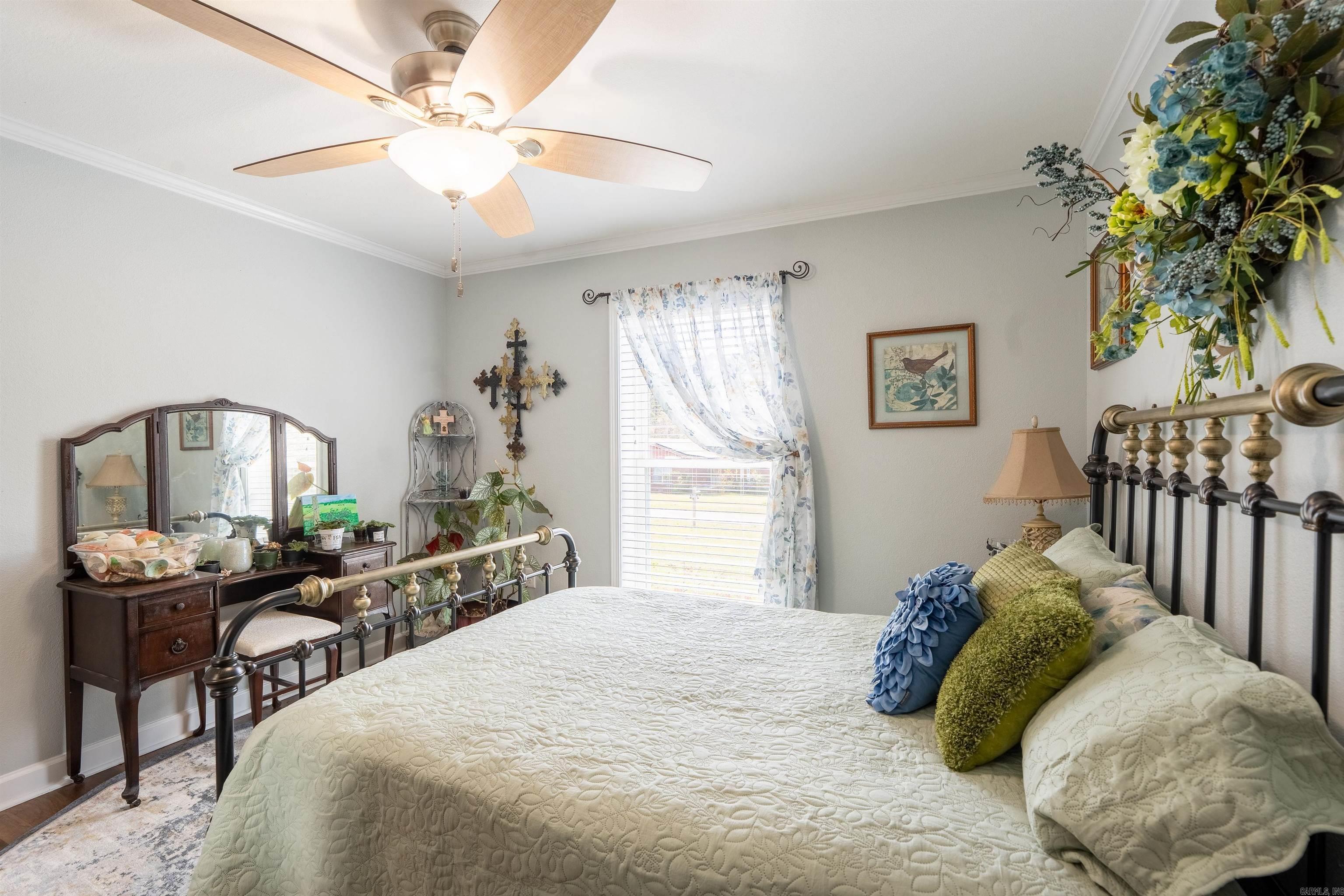 EDGEWATER COVE - Residential