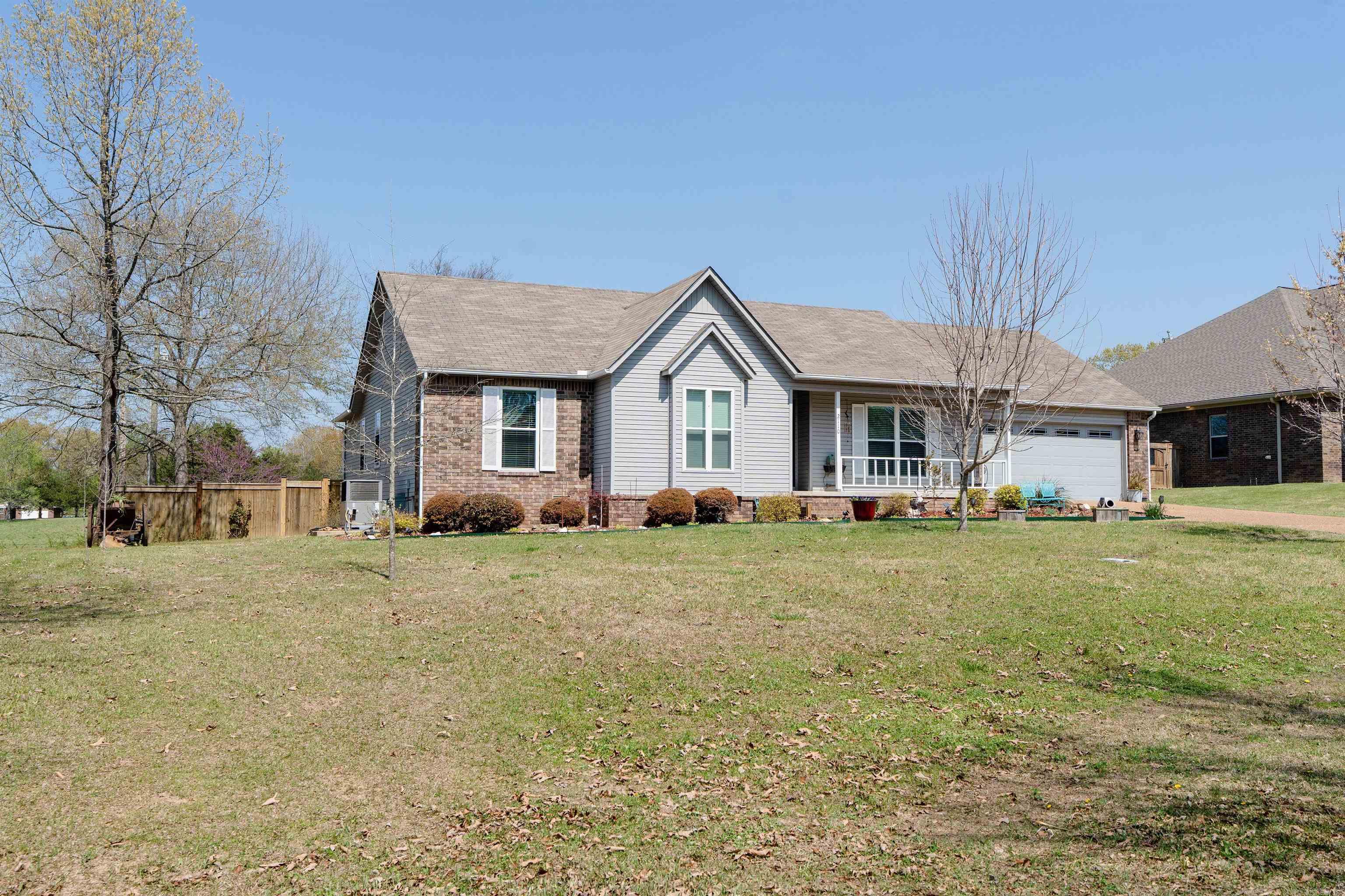 EDGEWATER COVE - Residential