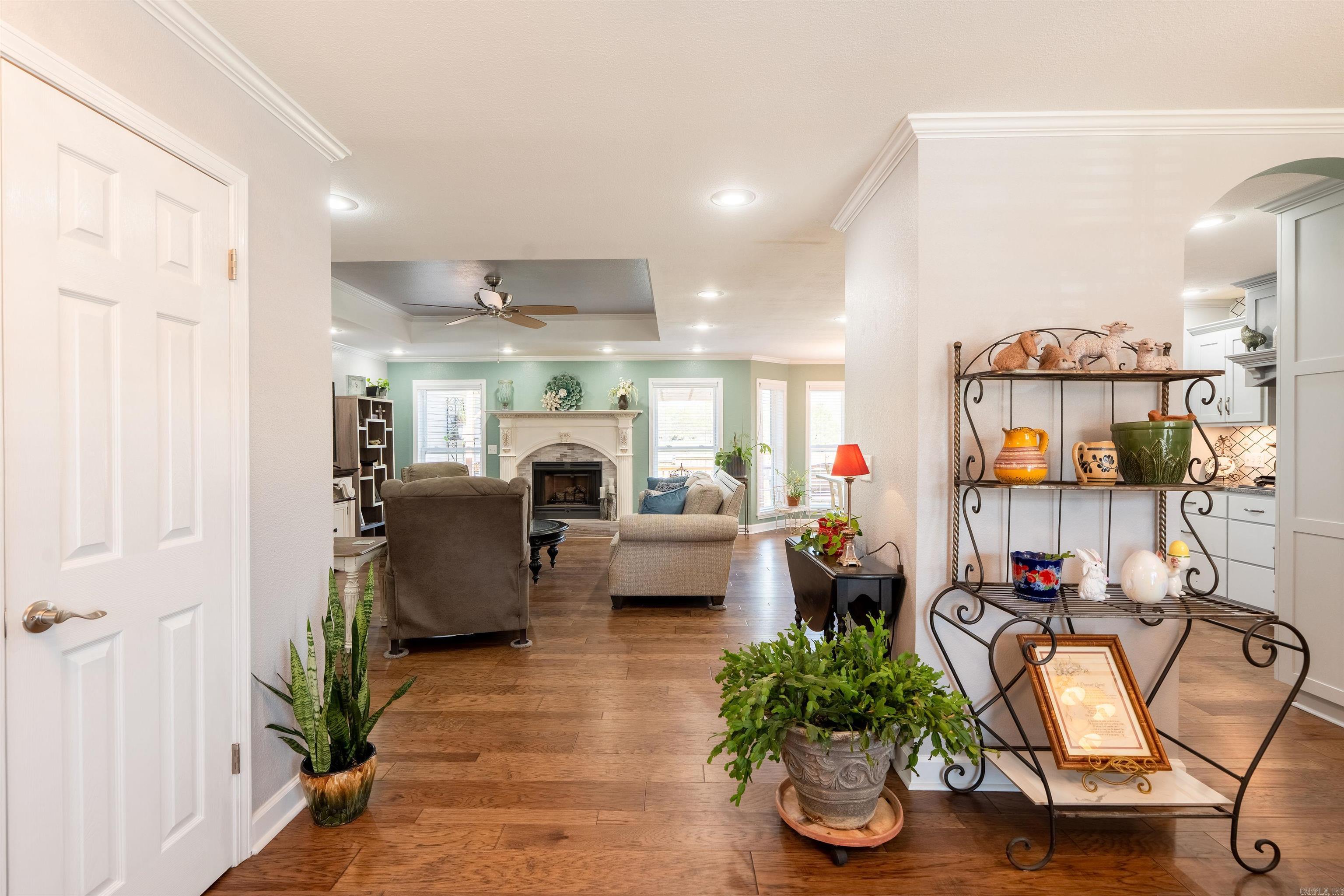 EDGEWATER COVE - Residential