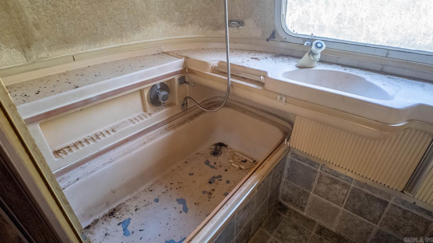 TAYLOR FOSTER BRANCH - Land