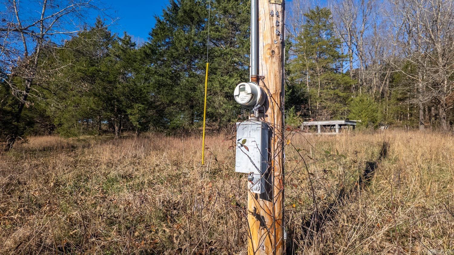 TAYLOR FOSTER BRANCH - Land