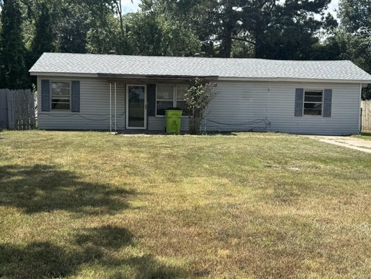 1108 S OAK ST, STUTTGART, AR 72160 - Image 2db224b03b3341deac6d44c8c3aba8ac/2494552902