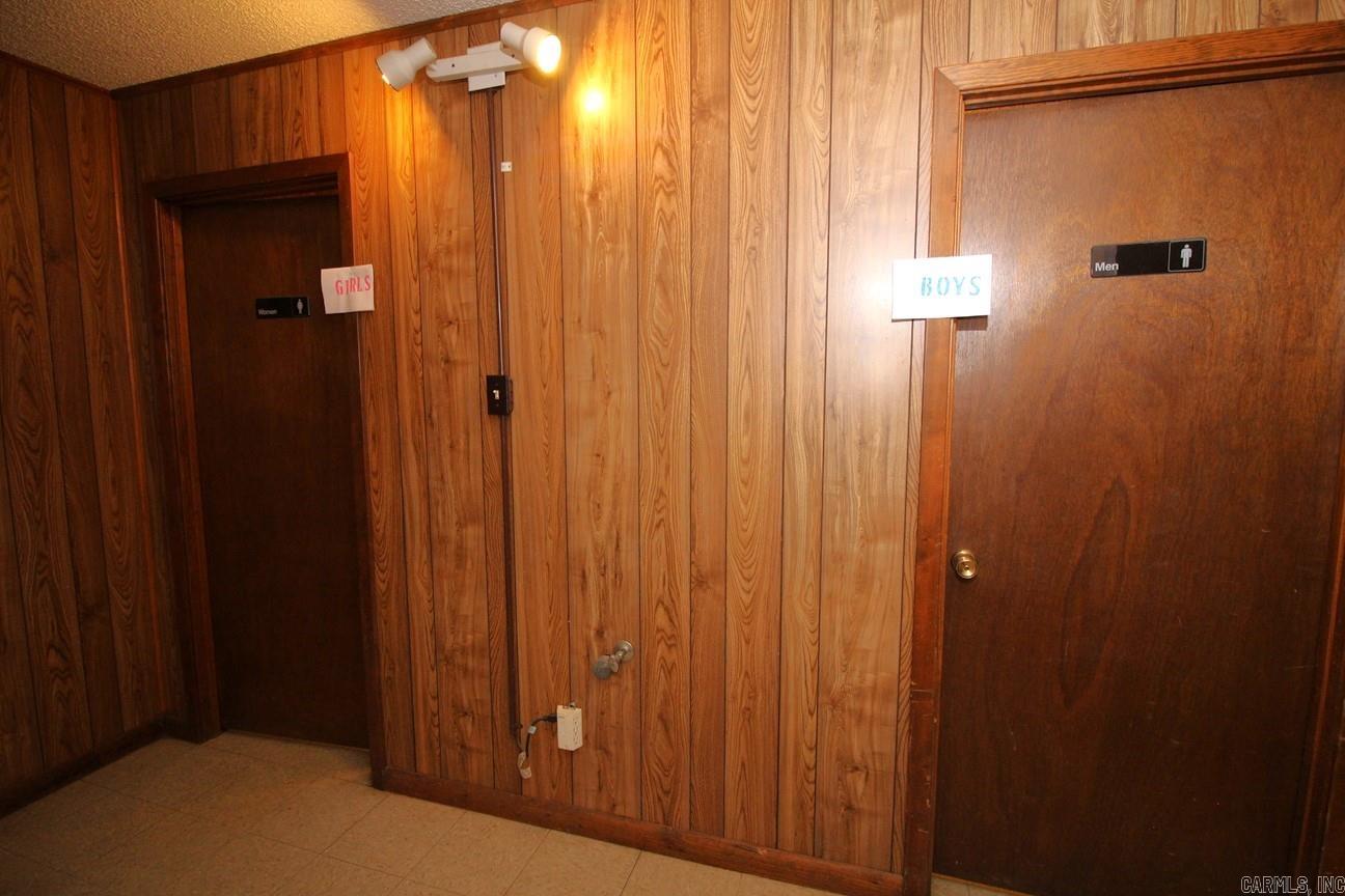 Cooper Creek - Commercial Sale