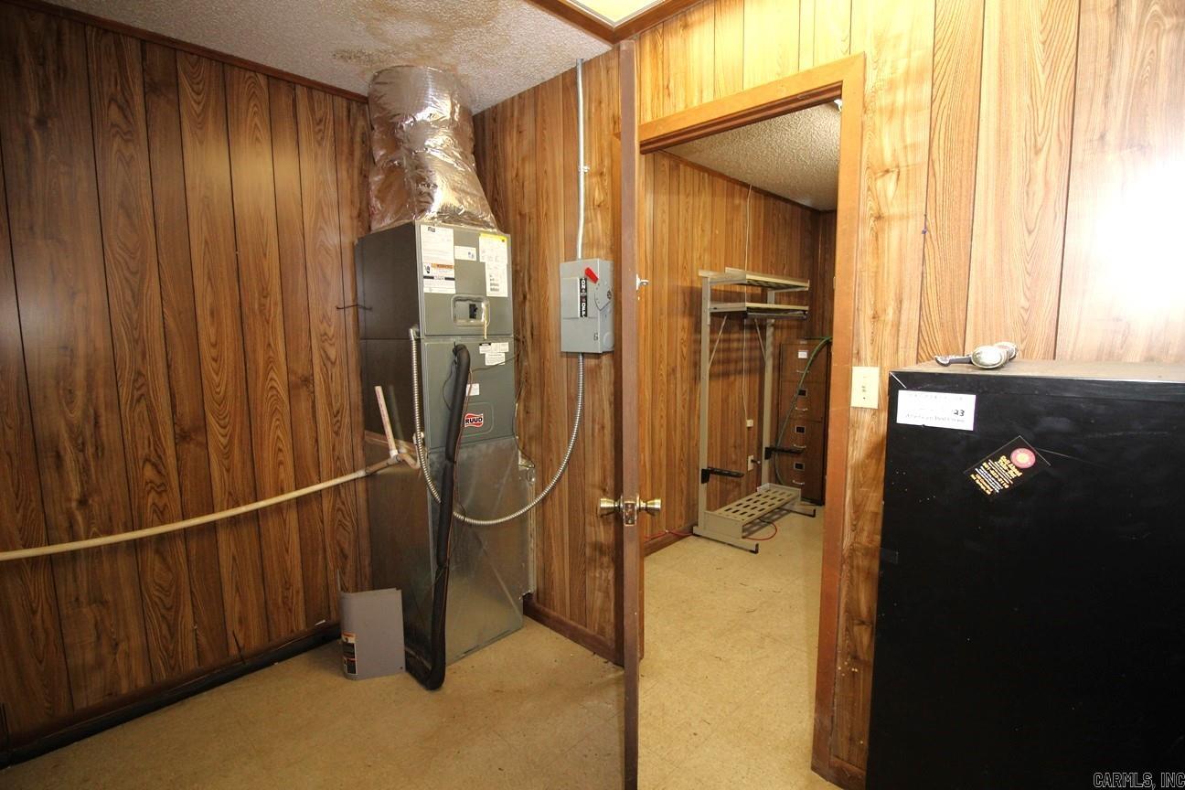 Cooper Creek - Commercial Sale