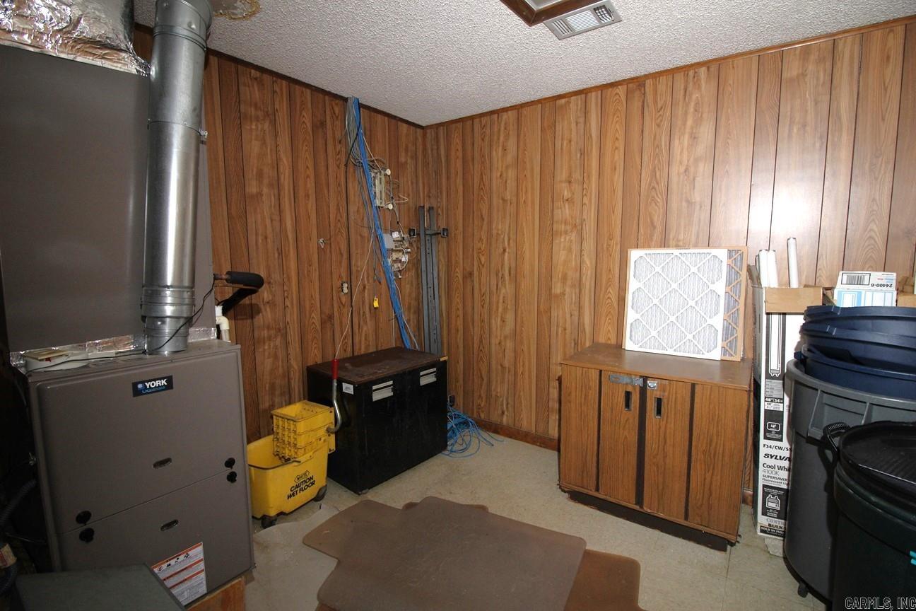 Cooper Creek - Commercial Sale