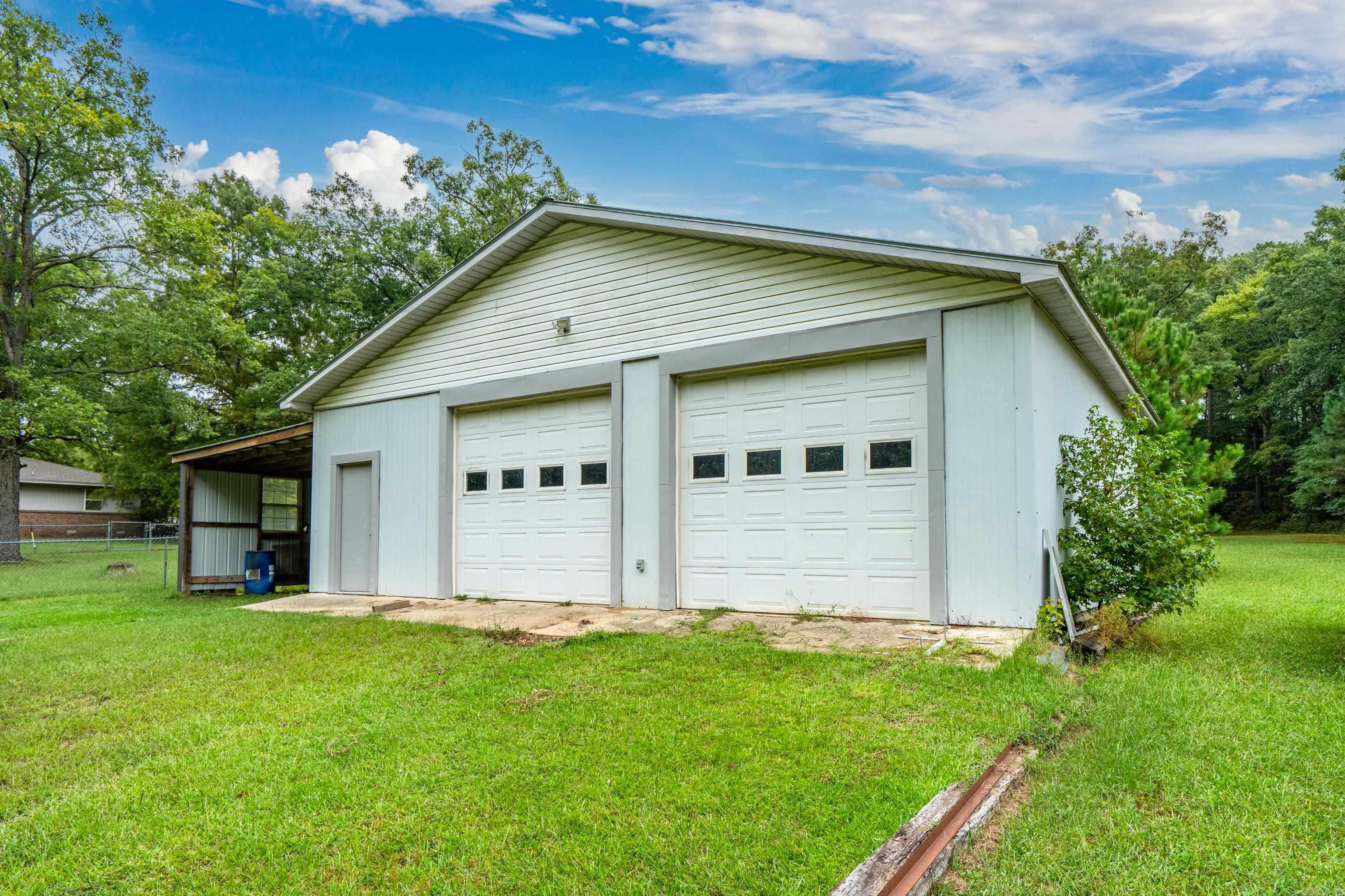 OAKDALE ACRESI - Residential