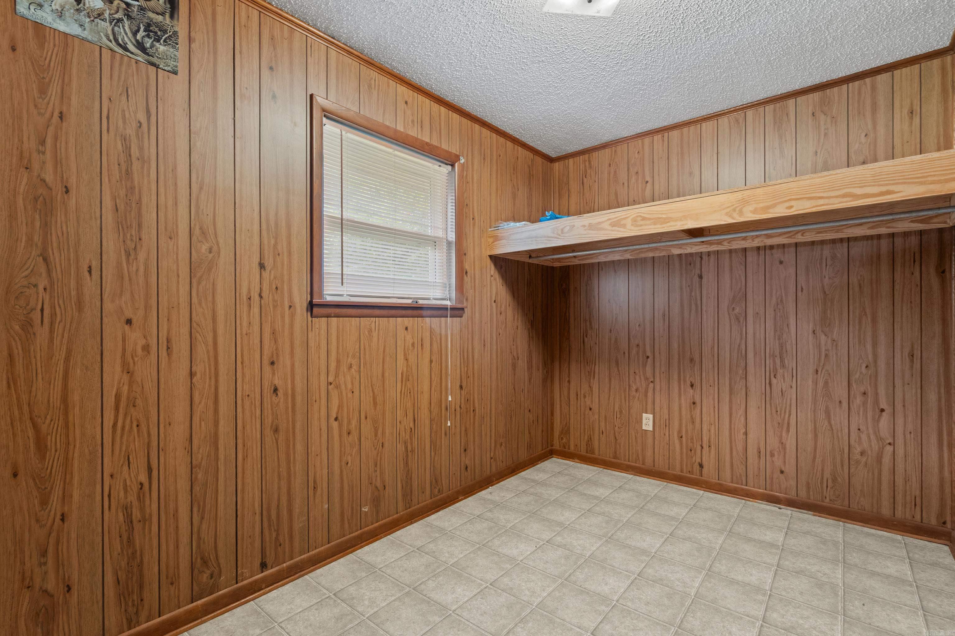 OAKDALE ACRESI - Residential