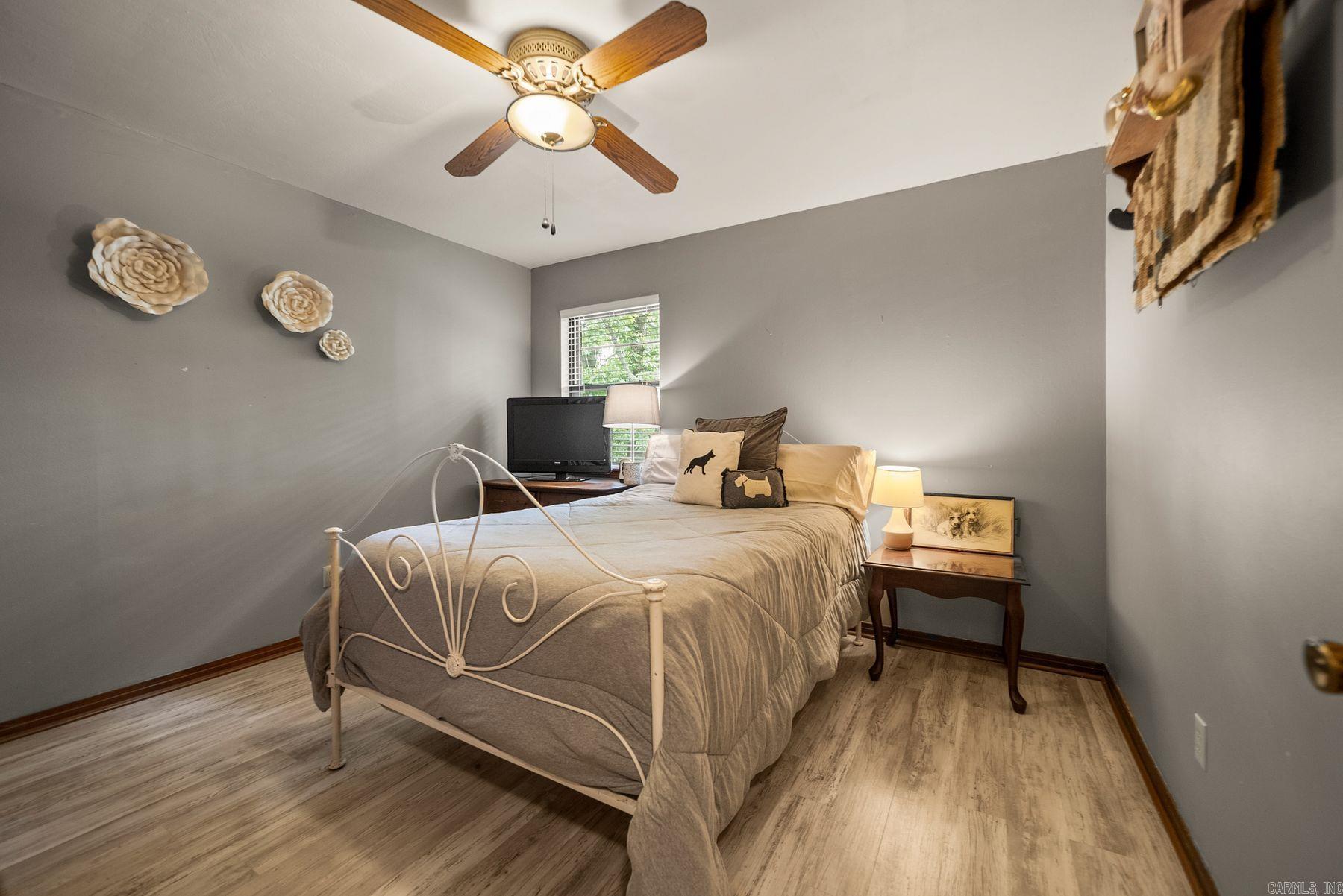 LEAWOOD MTN - Residential