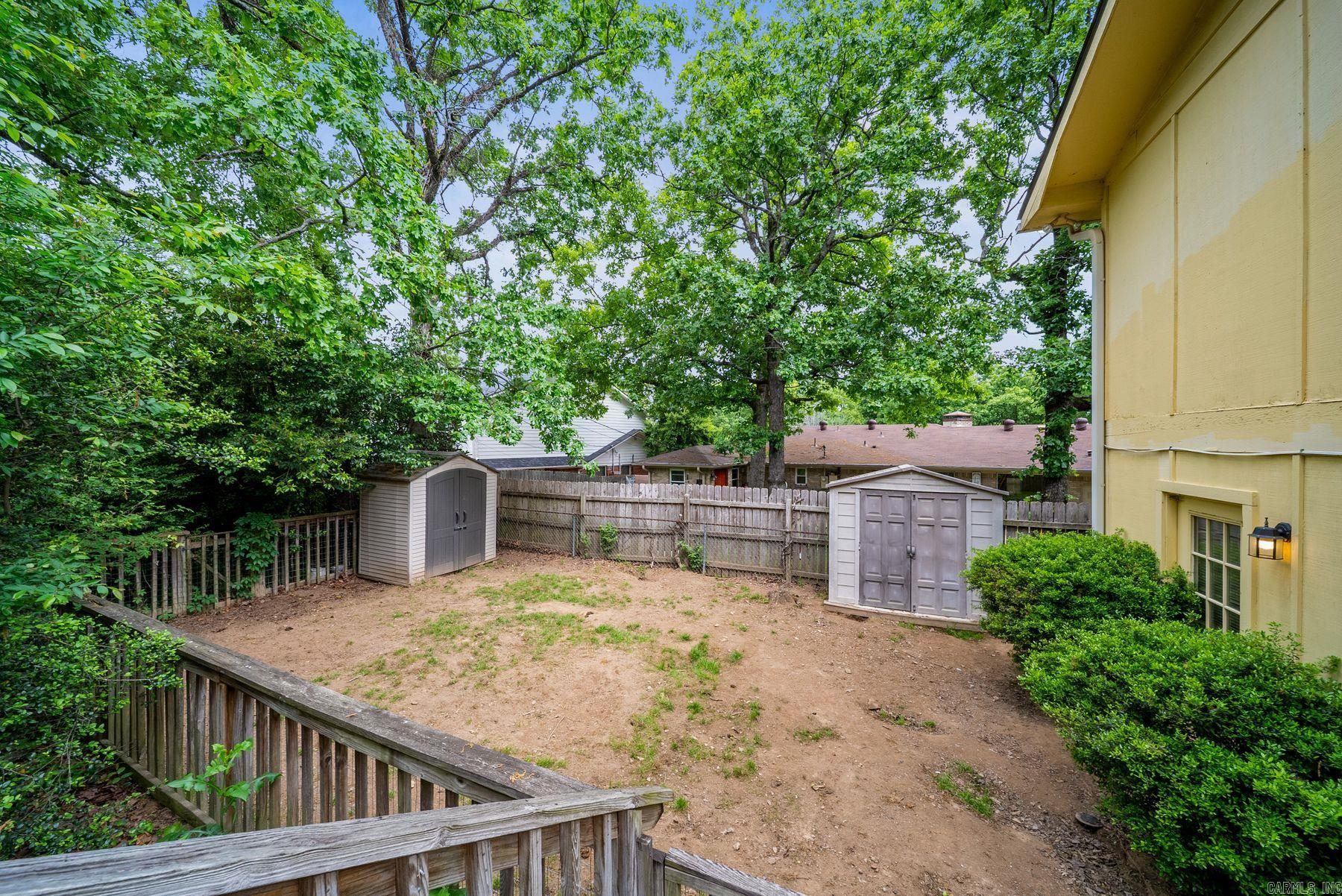 LEAWOOD MTN - Residential