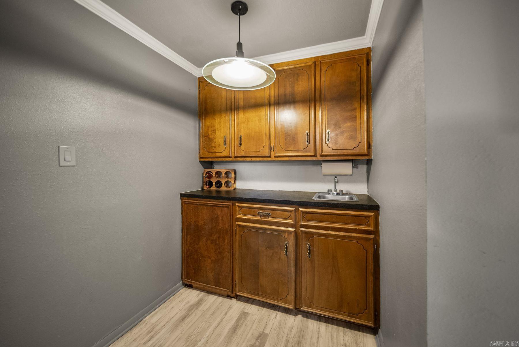 LEAWOOD MTN - Residential