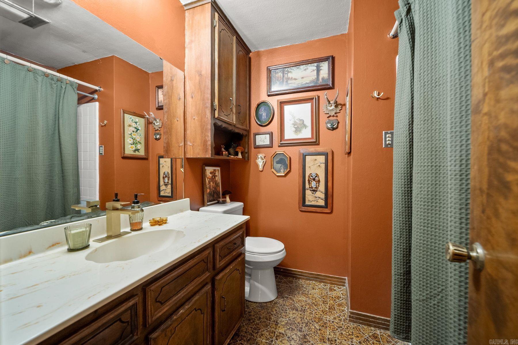 LEAWOOD MTN - Residential